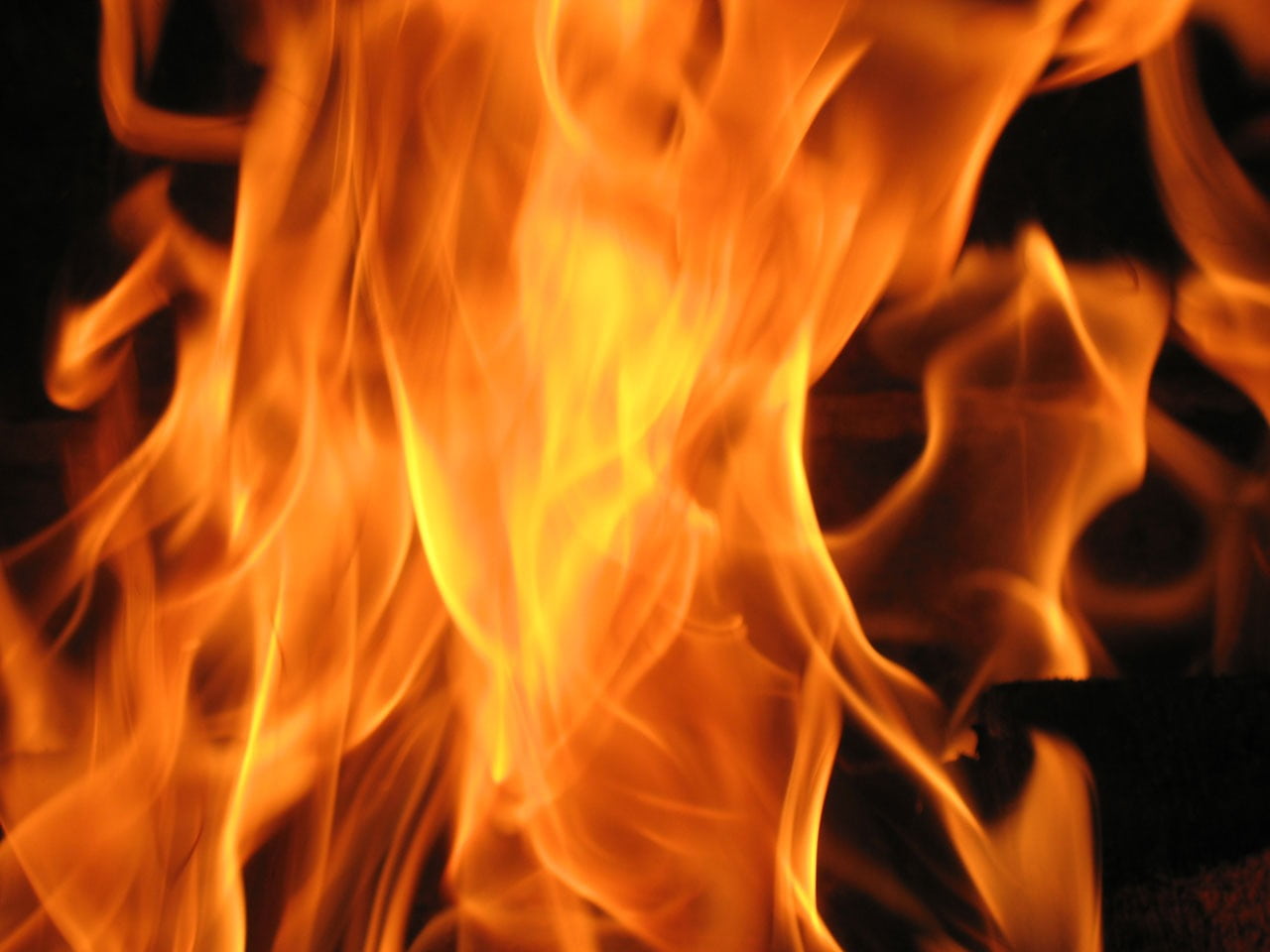 campfire, backgrounds, red, heat, bonfire, black background, background, fire - natural phenomenon, hot, burning, flames, 720P, motion, warning sign, no people, HD Wallpaper