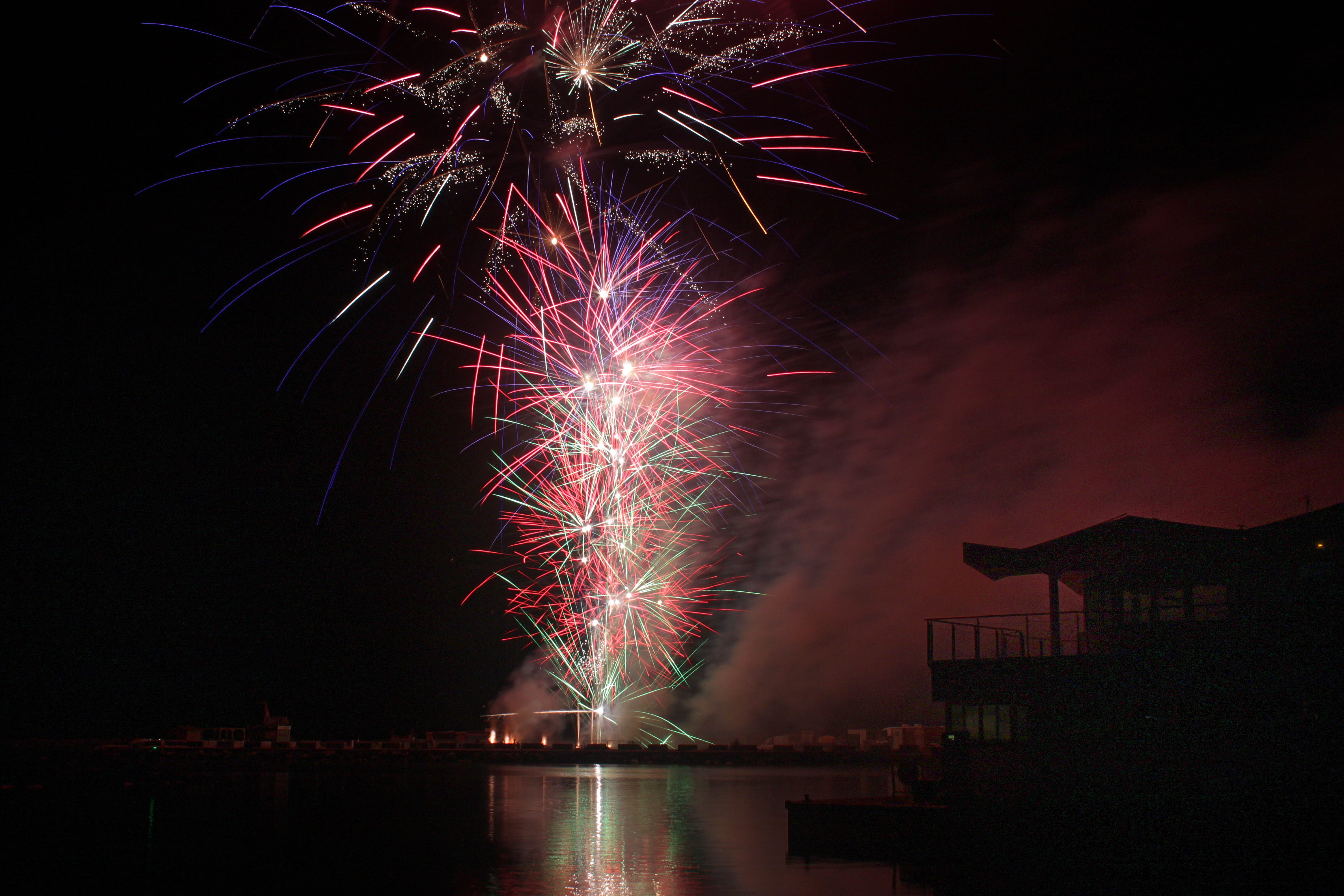 artifice, water, building exterior, sky, heat, firework display, holiday, orange, firework - man made object, light, 4K, motion, night, nature, flame, HD Wallpaper