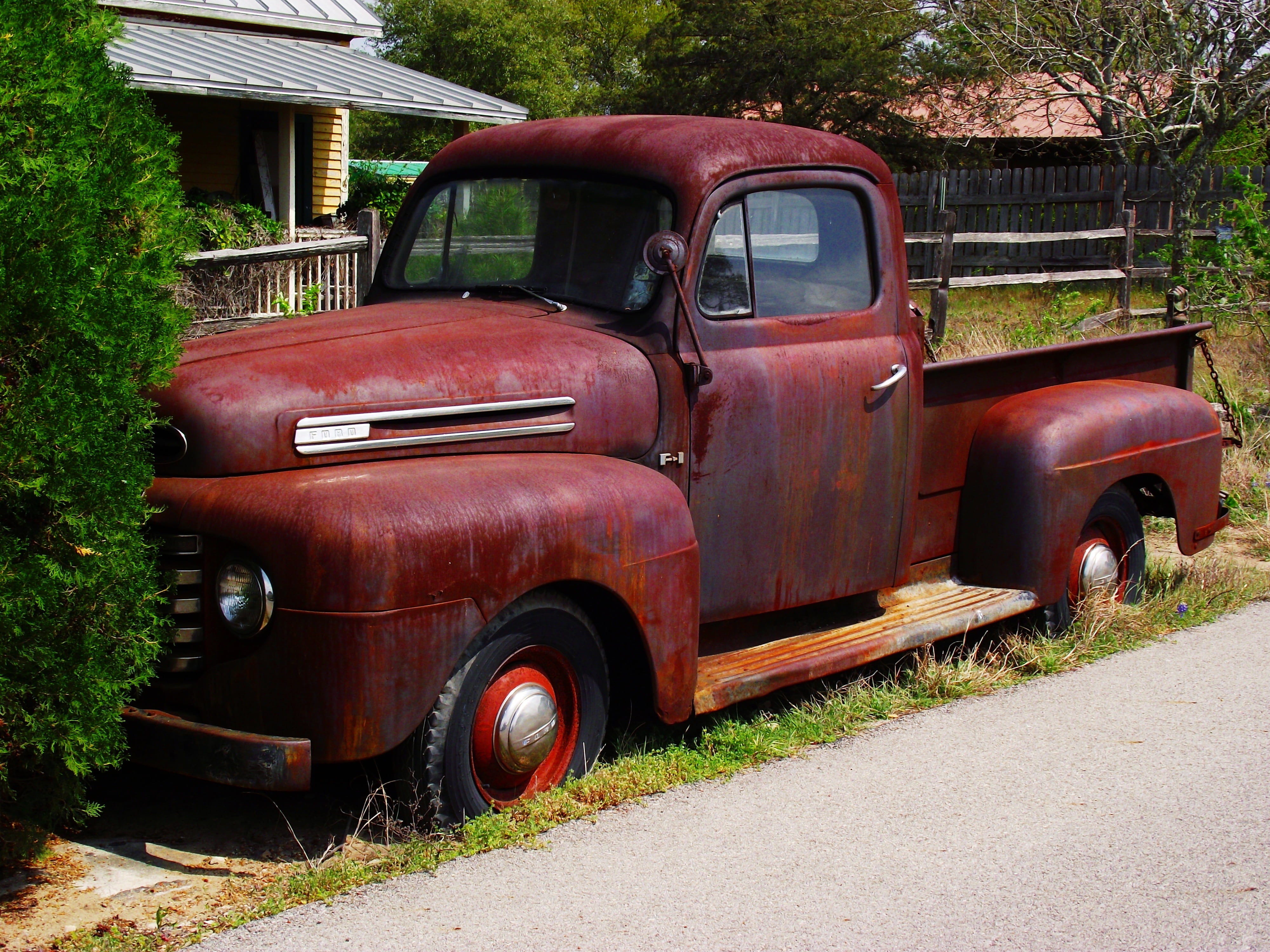 motor vehicle, vintage Car, metal, land, run-down, day, independence, stationary, truck, old, retro Styled, ruined, car, transportation, outdoors, ford, HD Wallpaper
