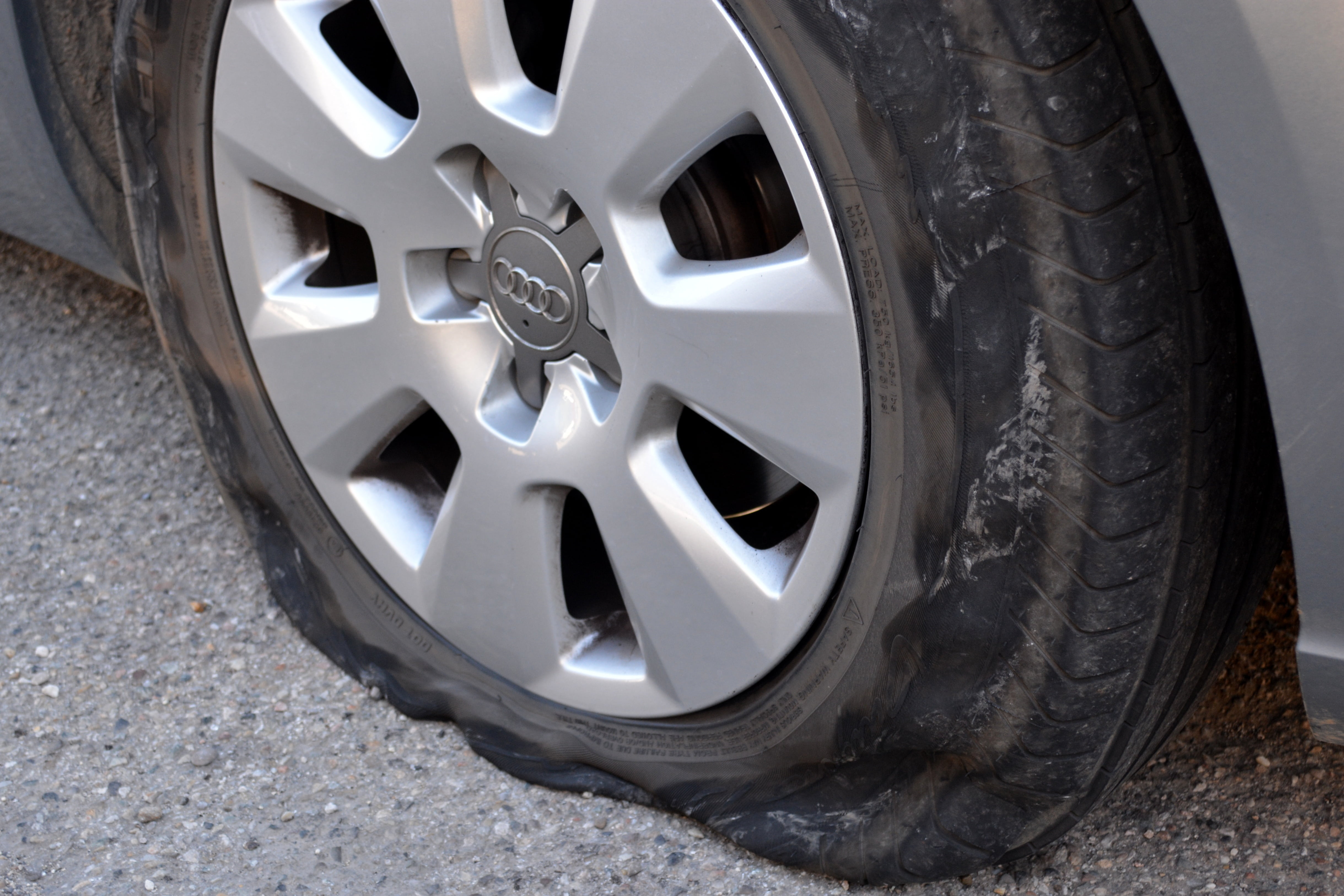 grey, road, puncture, vehicle part, spoke, transportation, audi, no people, nature, silver colored, vehicle, wheel, travel, tire, car breakdown, motor vehicle, HD Wallpaper