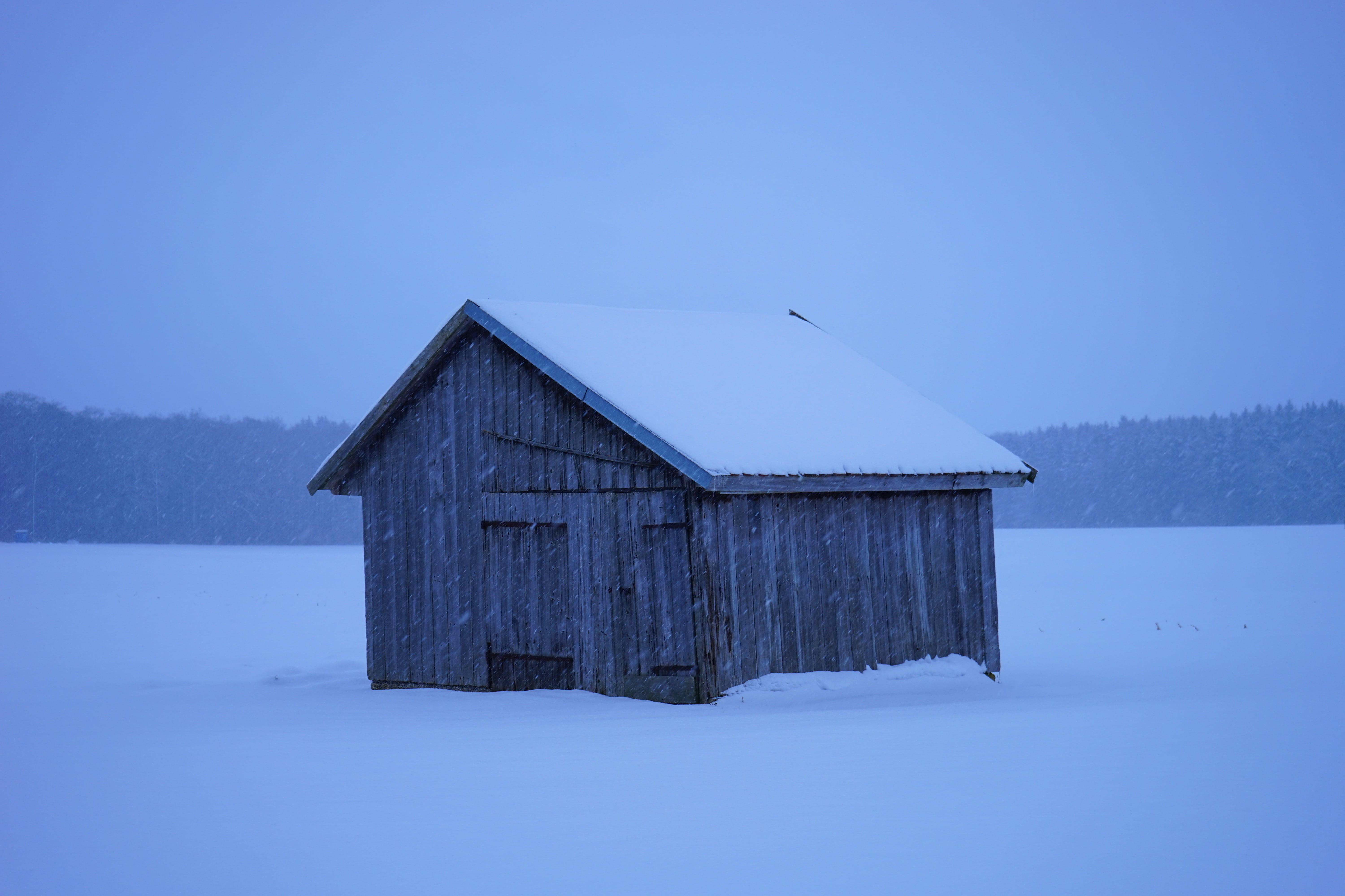 scale, cold temperature, 5K, sky, tranquil scene, landscape, wintry, cold, building, frost, building exterior, cottage, snow, beauty in nature, tranquility, HD Wallpaper
