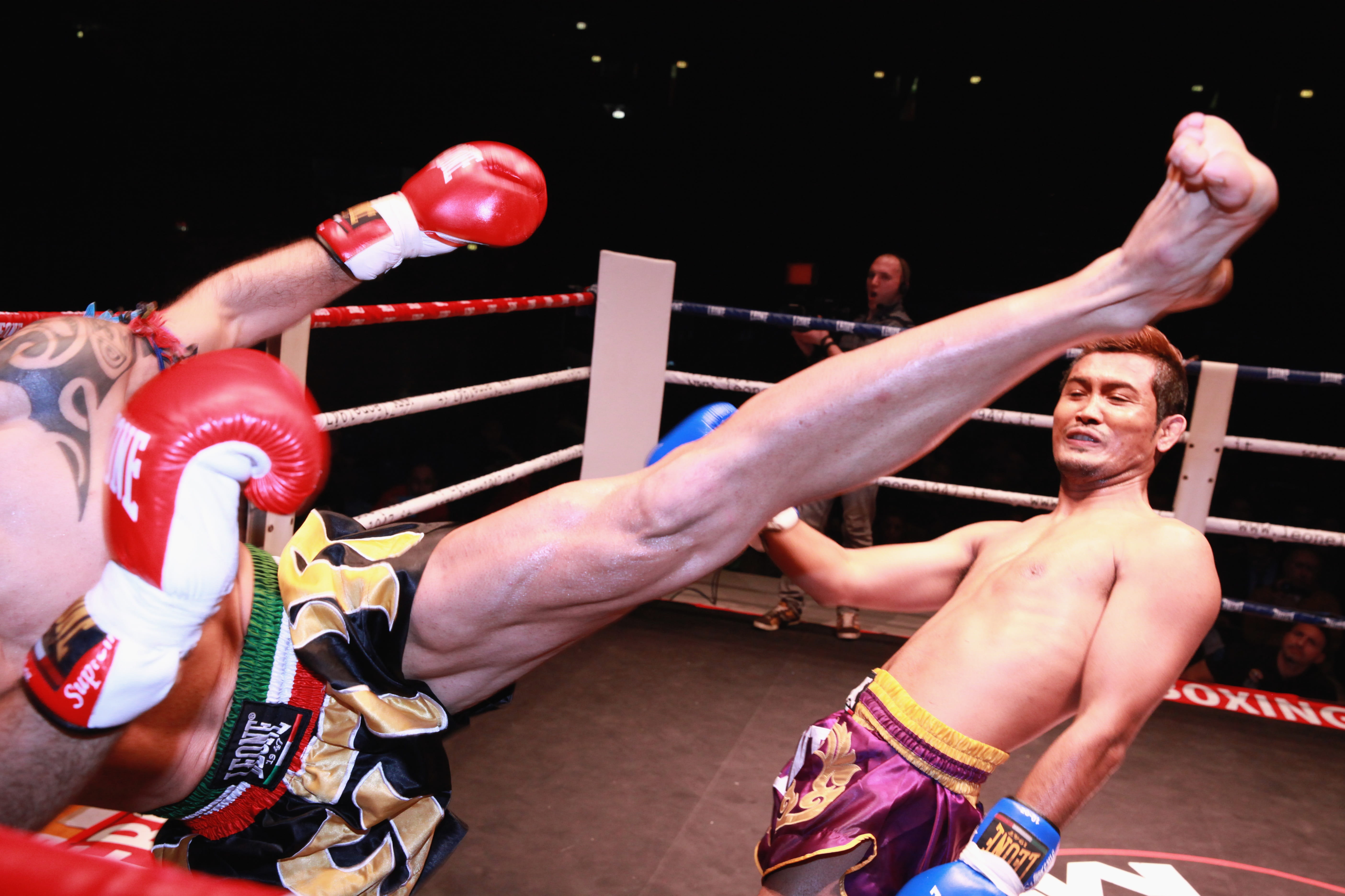 battle, 5K, fight, human arm, young men, man, athlete, gloves, two, motion, people, emotion, match - sport, human limb, hand, fighter, males, sports, human body part, HD Wallpaper