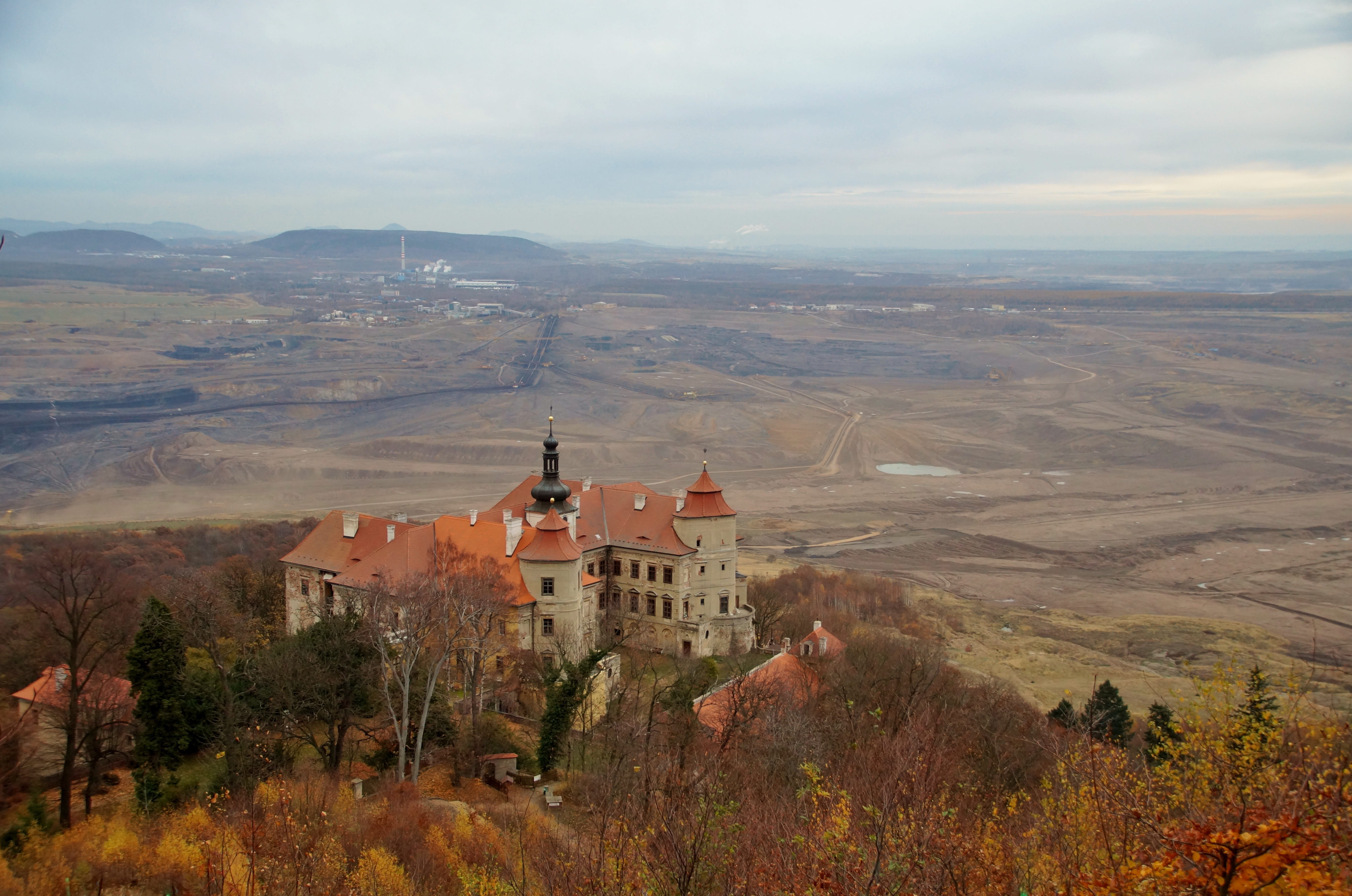 panorama, house, landscape, mountain, 5K, castle, surface, no people, environment, nature, plant, mine, industry, the opposite, history, mining activity, HD Wallpaper
