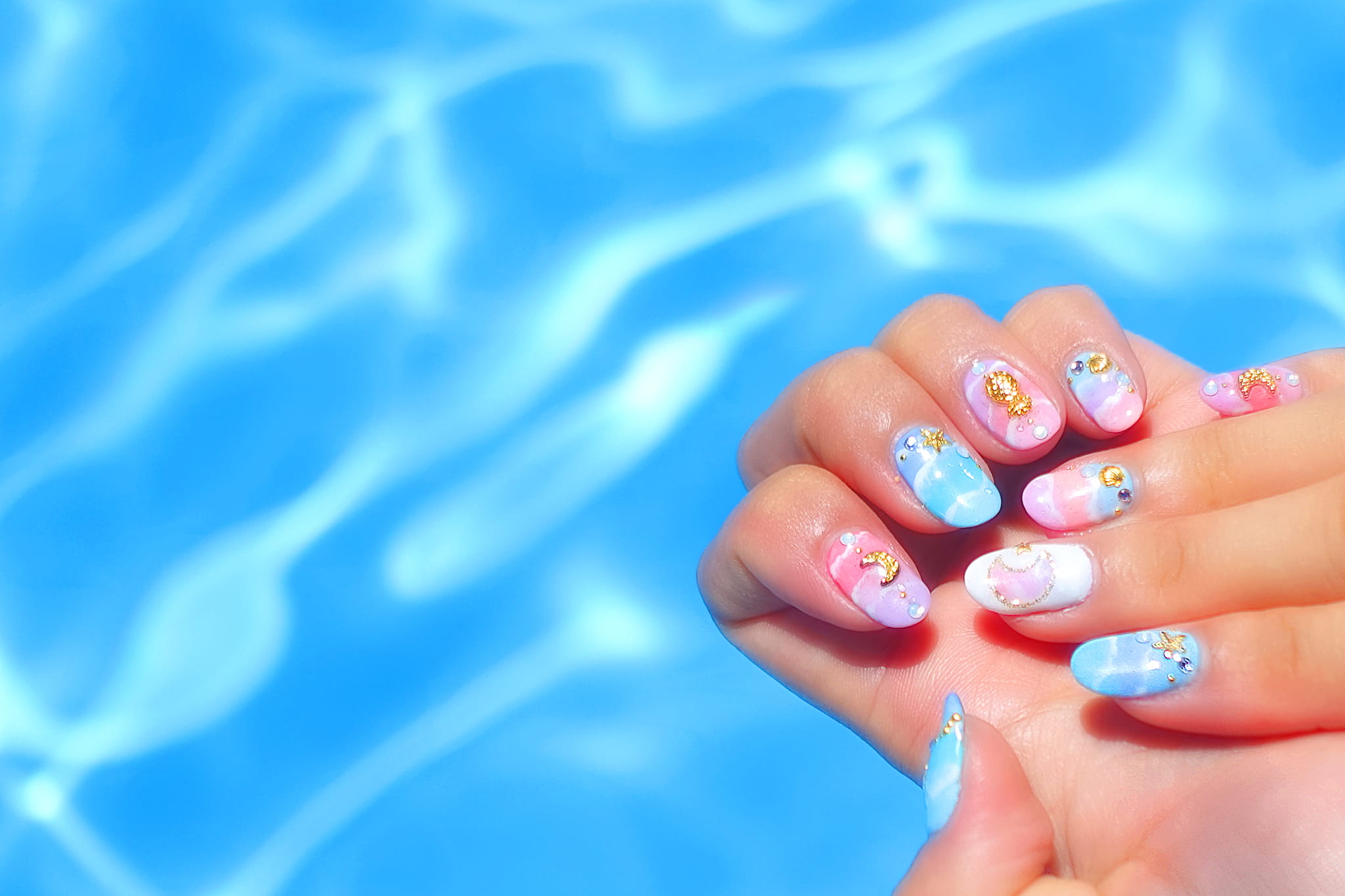 water, nail, relaxation, human body part, nature, beauty, 1080P, human Hand, people, nail art, fingernail, females, nail polish, women, one person, blue, HD Wallpaper