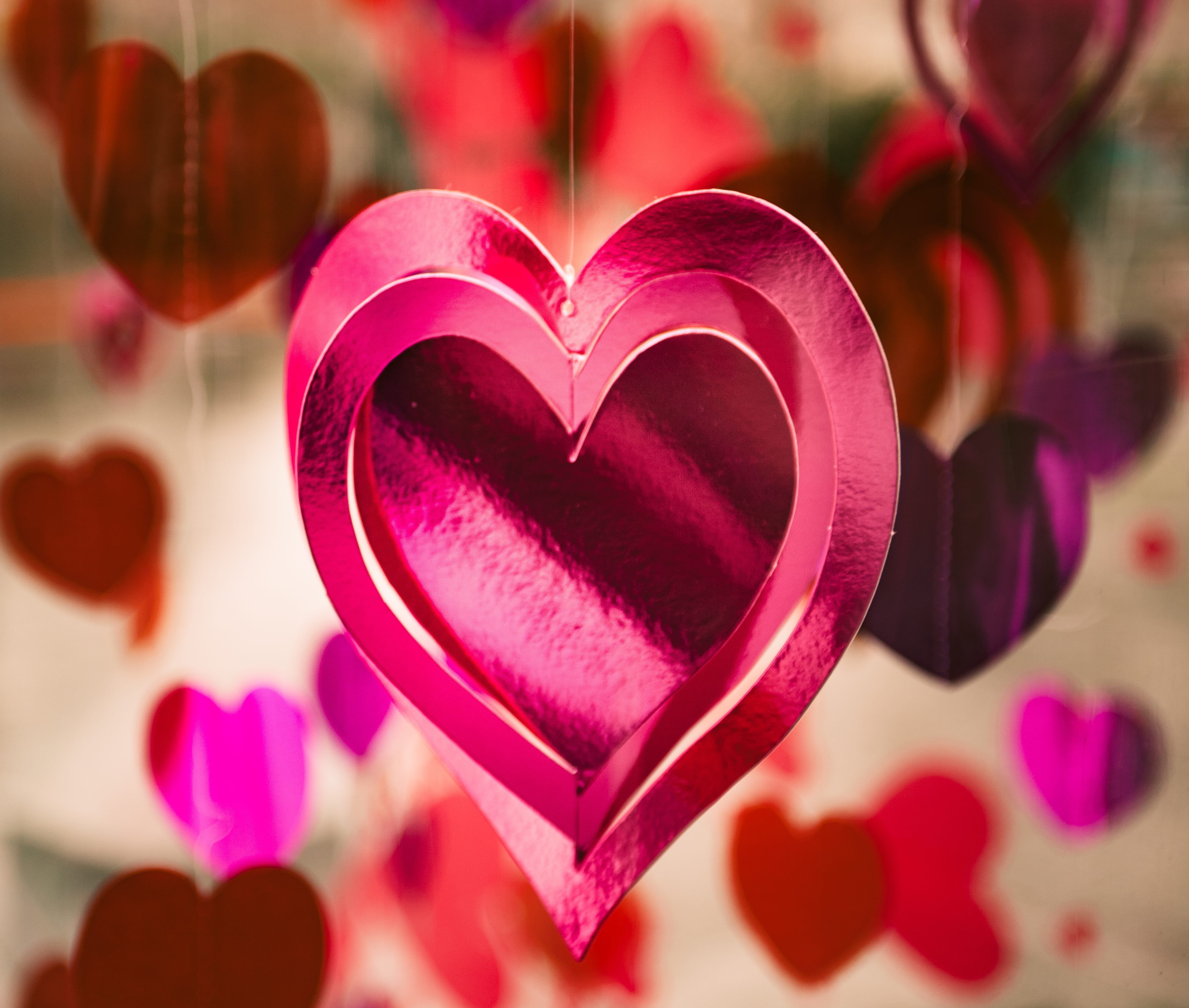 5K, red, sweet food, heart, valentine, romance, heart shape, emotion, close-up, food and drink, positive emotion, indoors, pink, food, sweet, decoration, HD Wallpaper