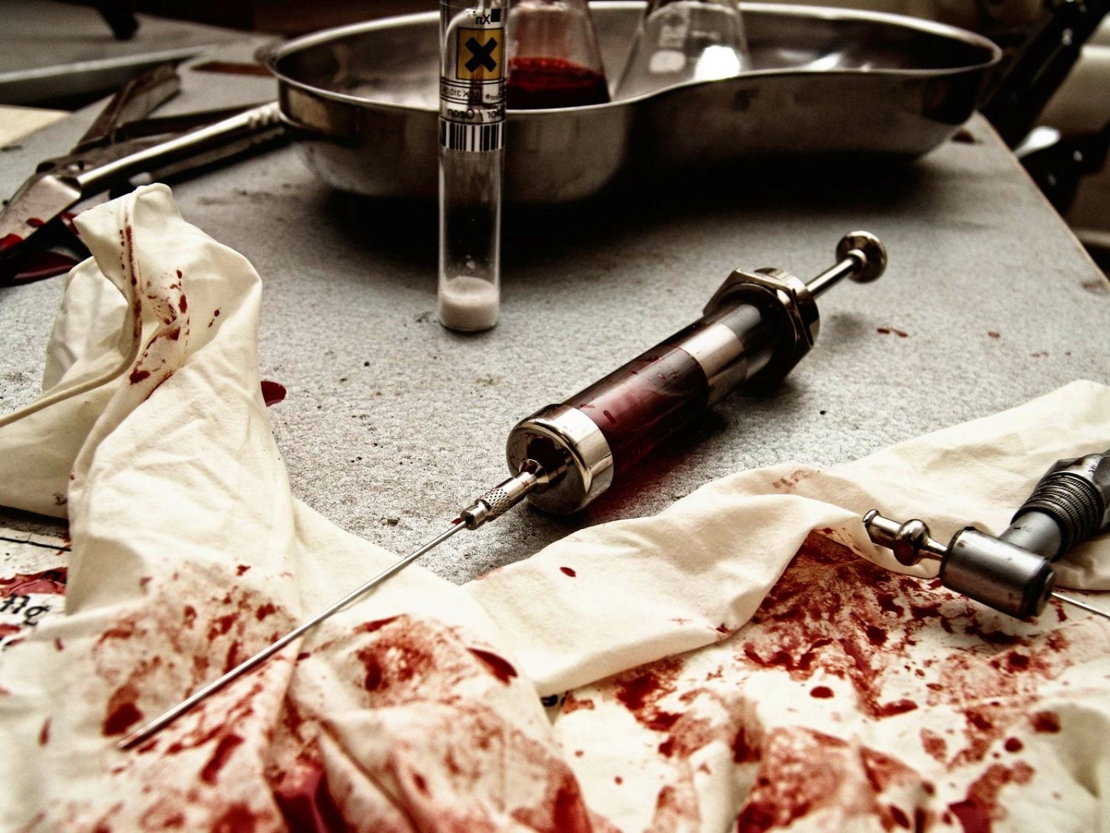 surgery, Dark, 720P, artwork, hospital, syringe, medical equipment, injecting, creepy, occupation, dirt, table, Evil, original, business, surgical equipment, HD Wallpaper