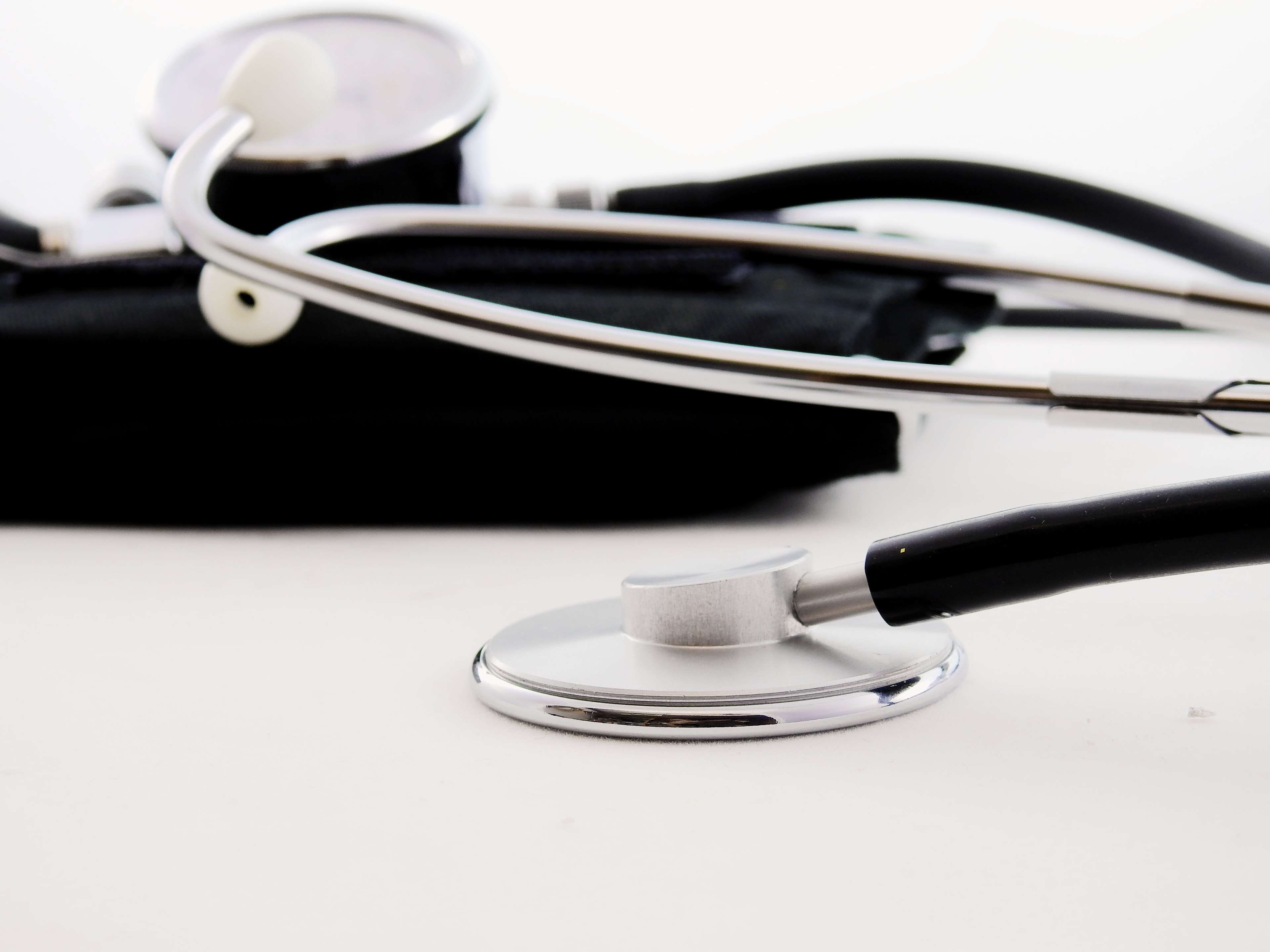 tool, instrument, close up, blood pressure, stethoscope, healthcare and medicine, medical supplies, equipment, medical, hospital, focus on foreground, still life, HD Wallpaper