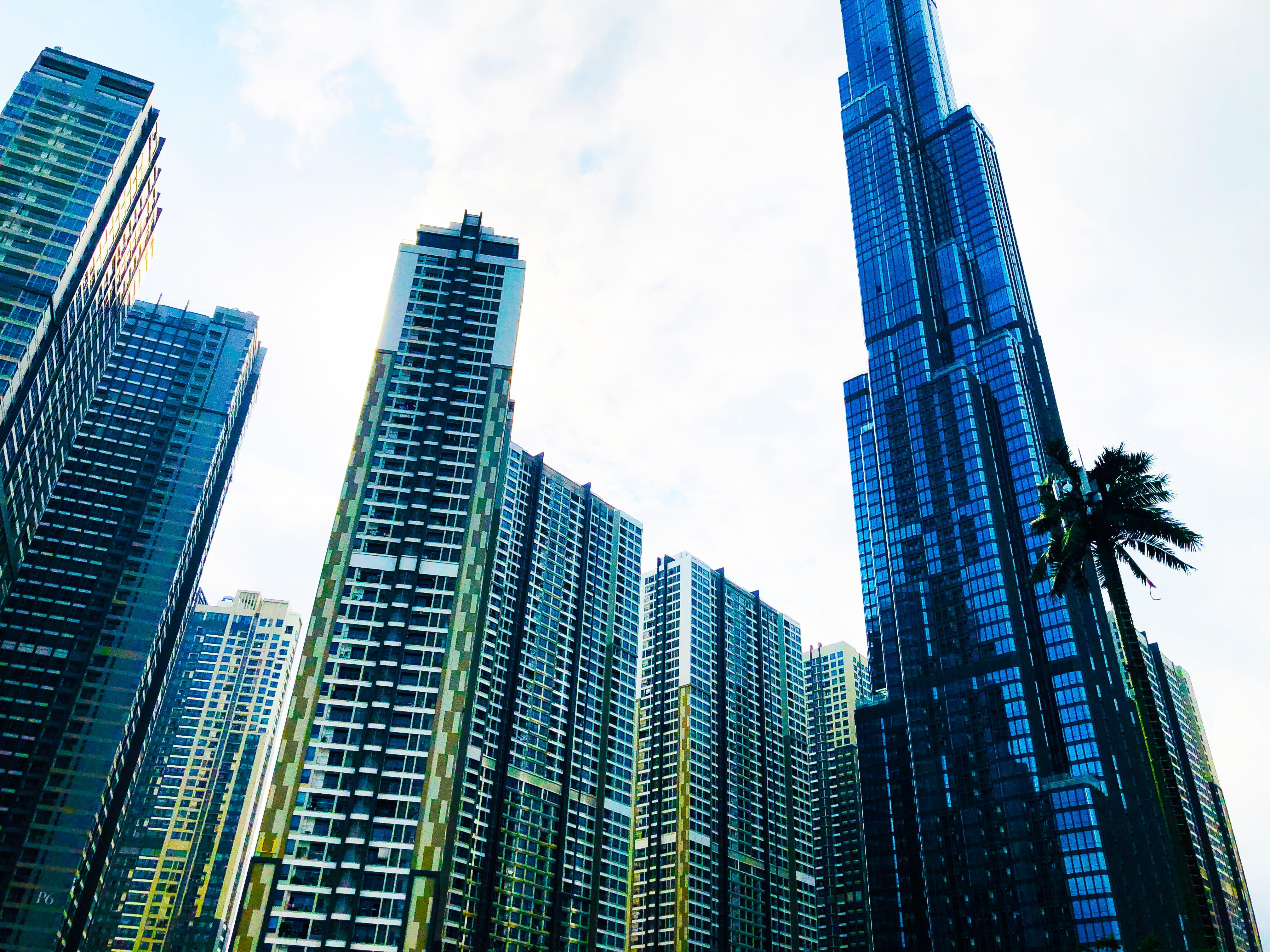 downtown district, bình thạnh, condo, apartment building, building, metropolis, steeple, built structure, architecture, low, urban skyline, city, office, HD Wallpaper