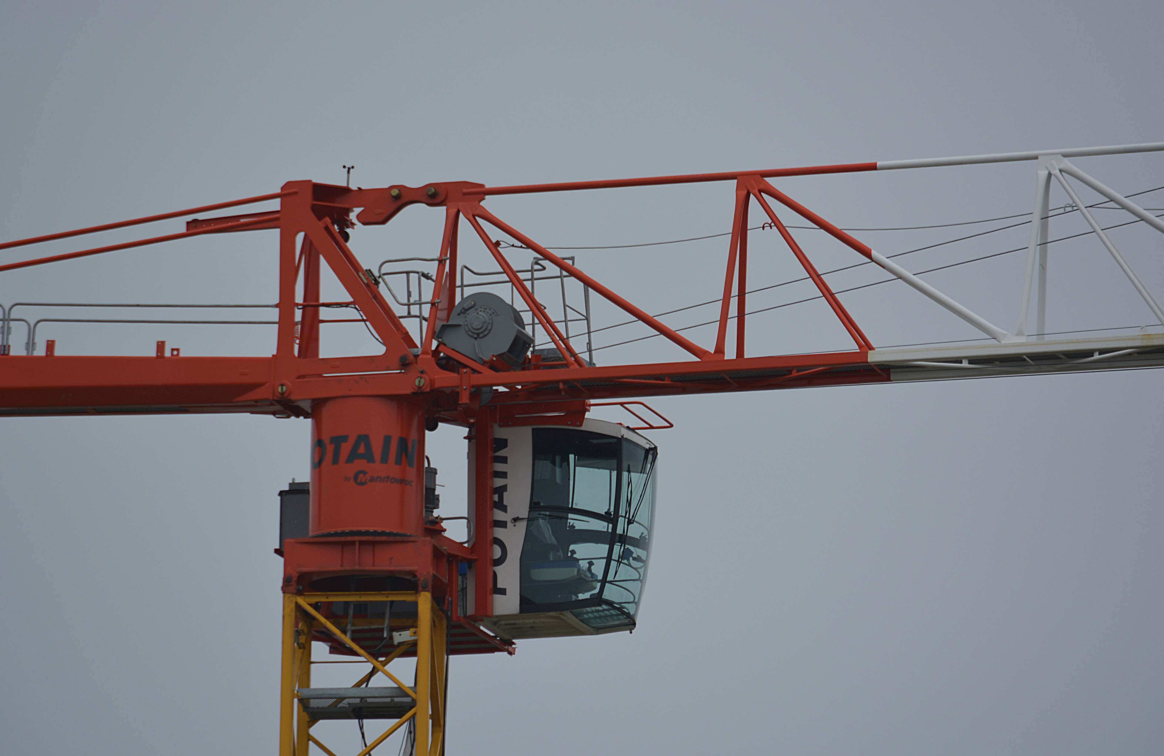 machinery, red, 4K, day, copy space, construction equipment, construction industry, built structure, construction, rouge, development, nature, crane - construction machinery, HD Wallpaper