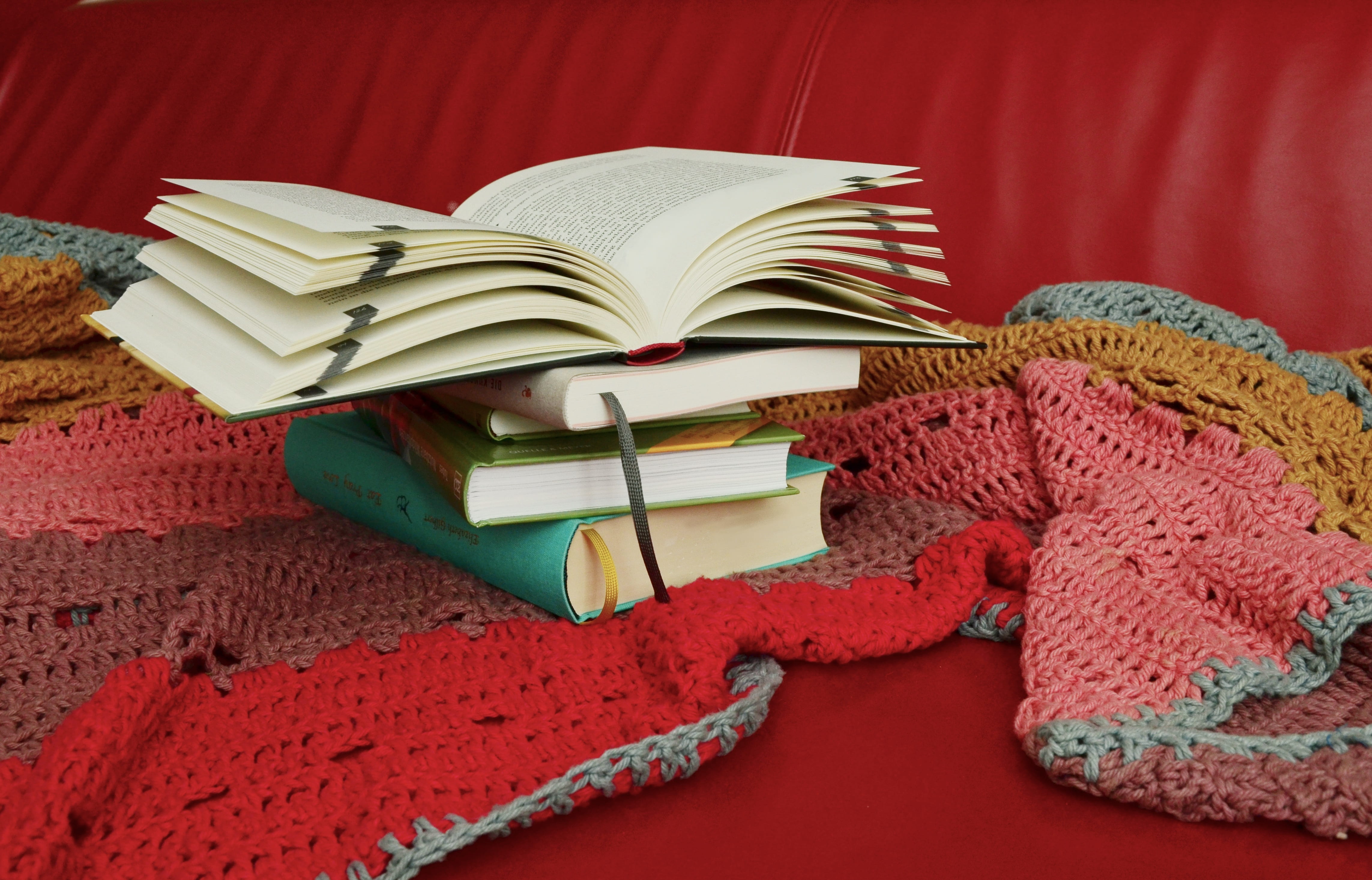 browse, knitted, read, activity, studying, study, book stack, literature, couch, training, school, pitched, indoors, wisdom, learn, learning, hardcover book, HD Wallpaper
