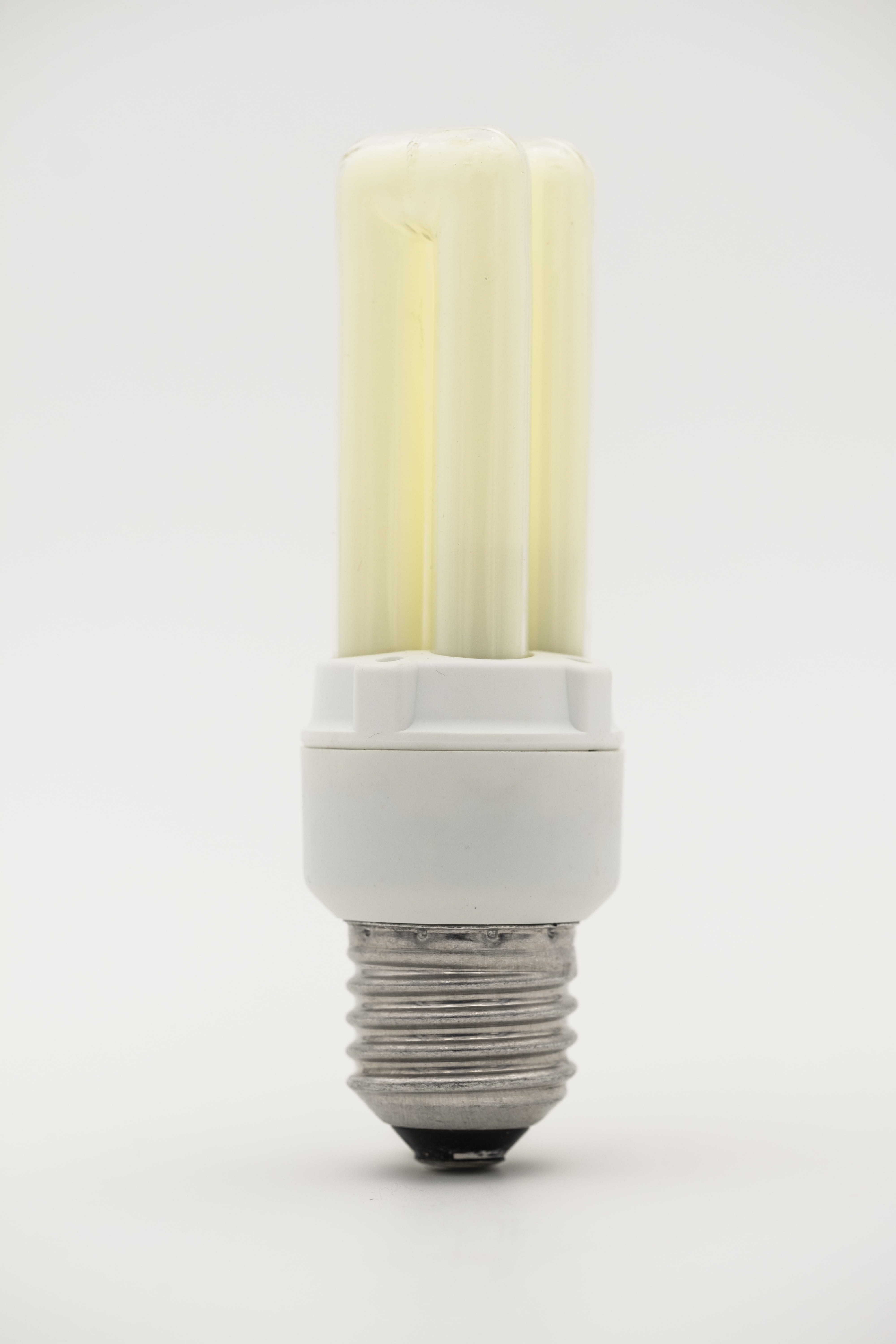 single object, close-up, yellow, technology, thread, light bulb, still life, food and drink, environment, studio shot, stack, energy, electrical engineering, Phone HD Wallpaper