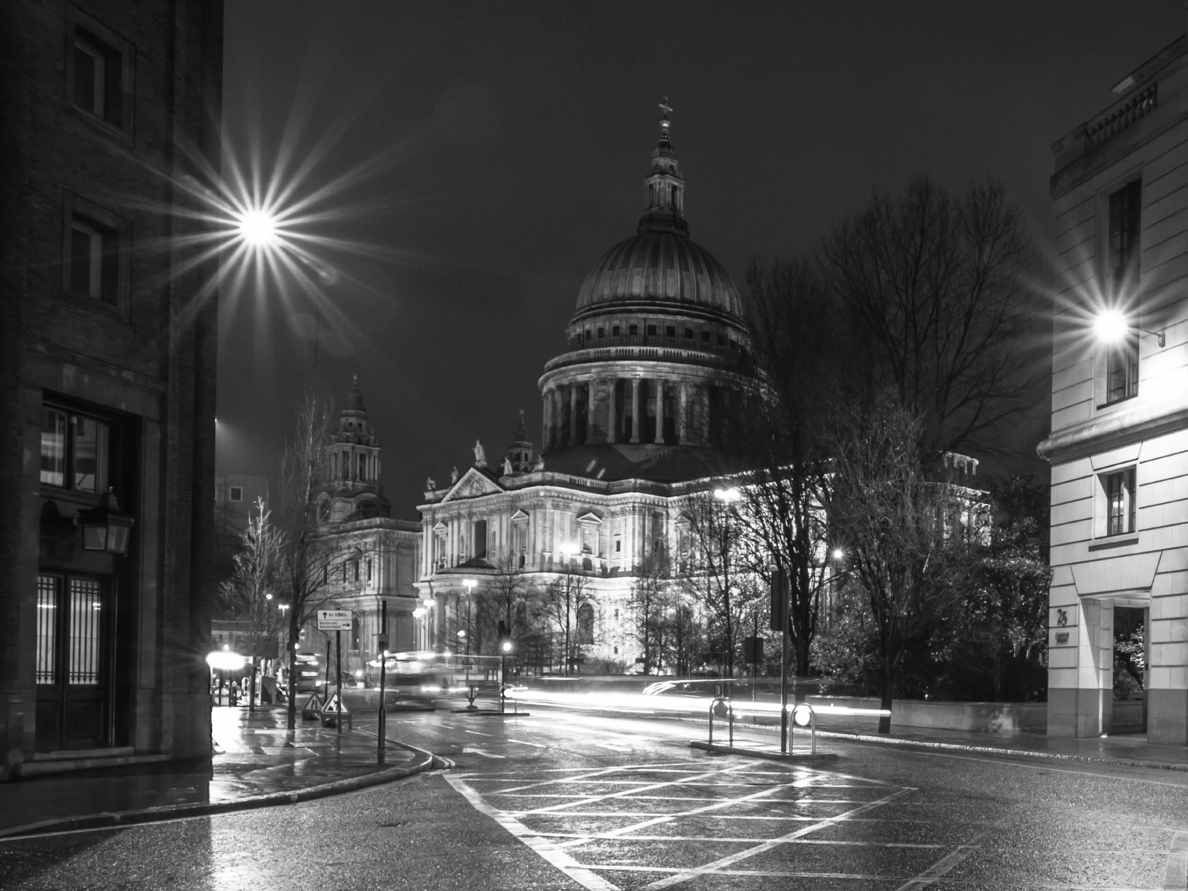 architecture, long exposure, building, religion, street, night, london, illuminated, street light, built structure, photoholgic, church, sky, place of worship, HD Wallpaper