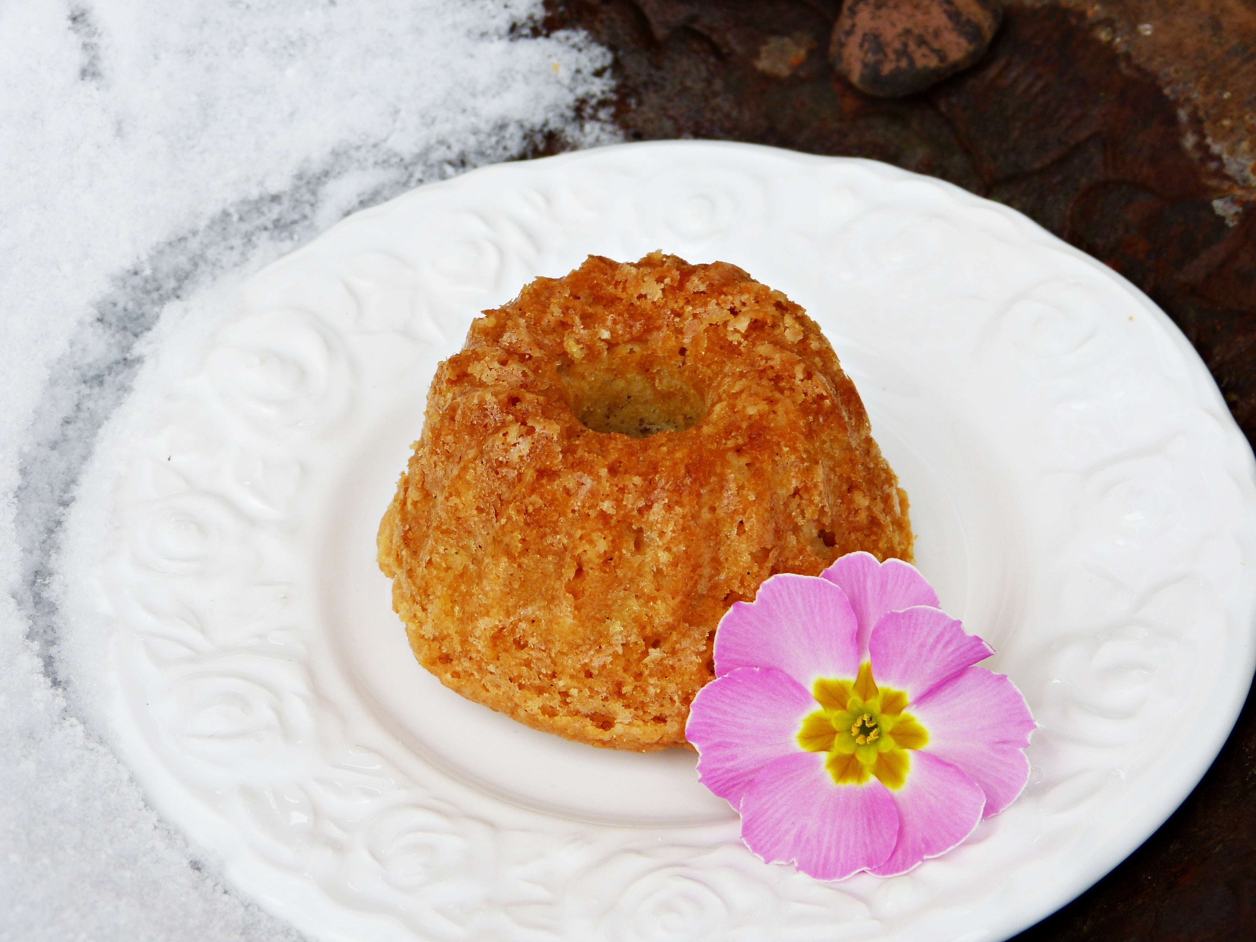 food, no people, invitation, romance, winter, food and drink, primrose, with love baked, luck, primula auricula, together, indulgence, gift, bowl cake, HD Wallpaper