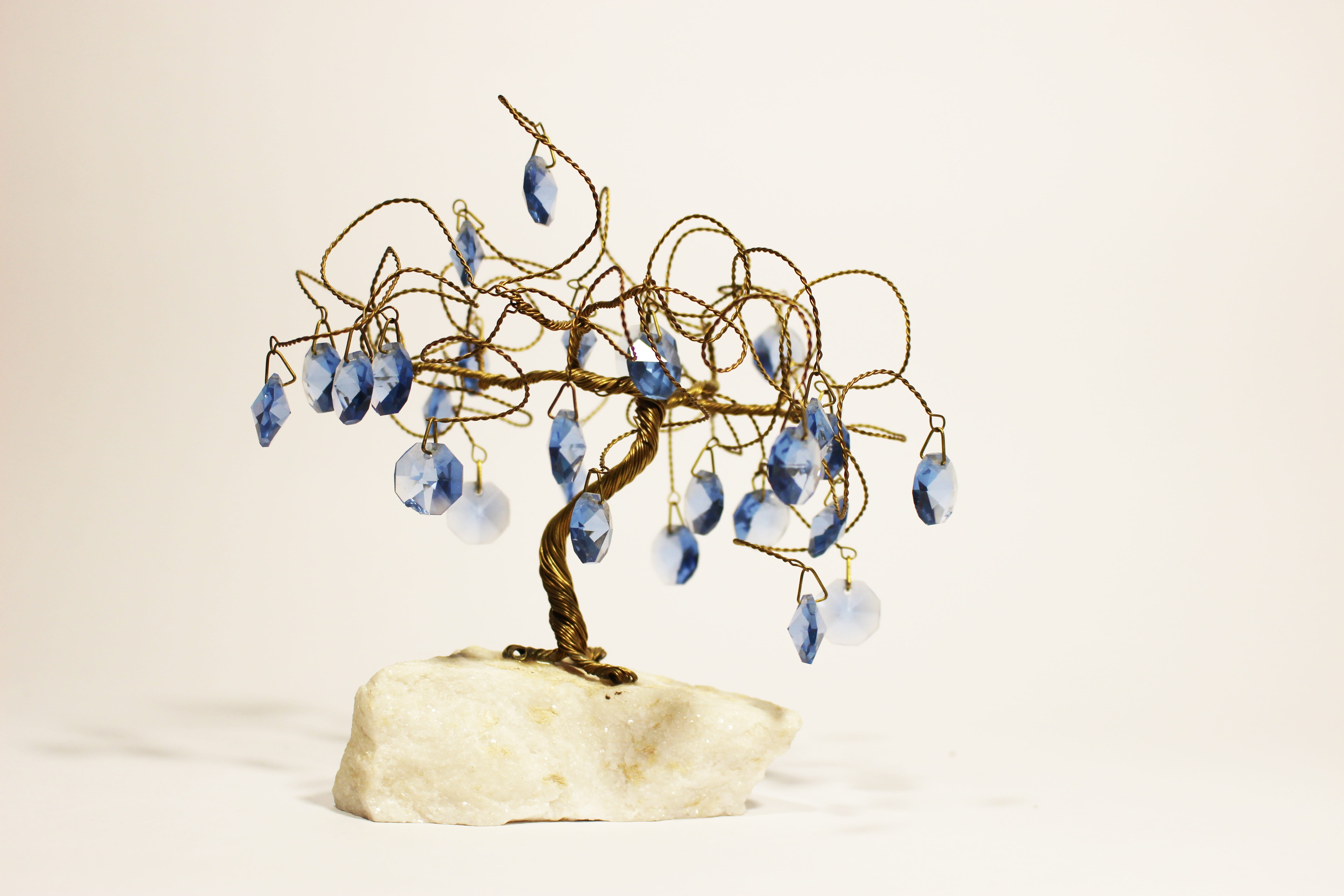 food and drink, no people, Silica, tree, white background, hanging, falling, abundance, metal, creativity, art and craft, copy space, group of objects, HD Wallpaper