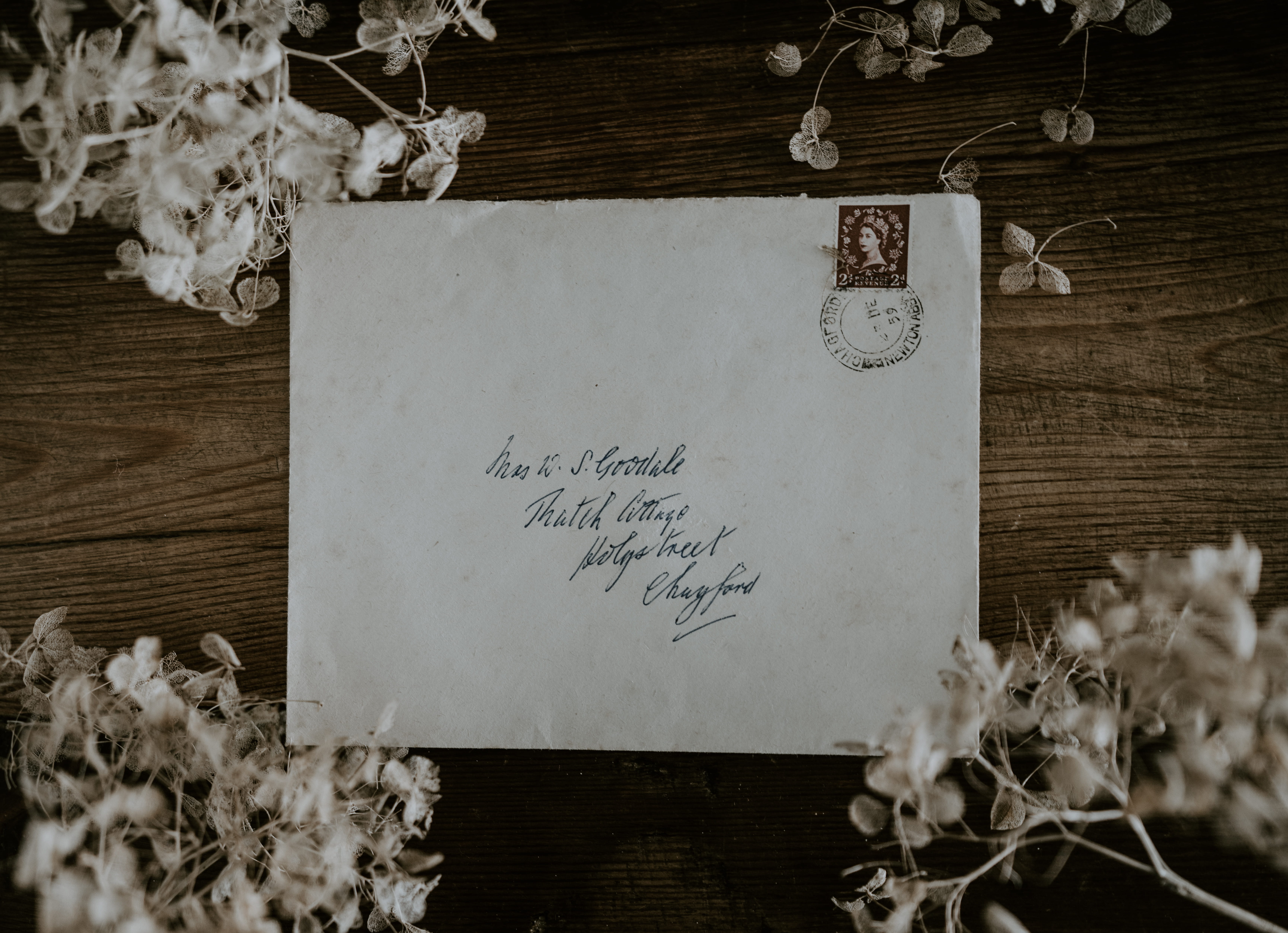 closeup, 5K, lettering, stamped, letter, paper, stamp, address, invitation, hanging, printed, plant, wreath, correspondence, vintage, card, handwriting, HD Wallpaper