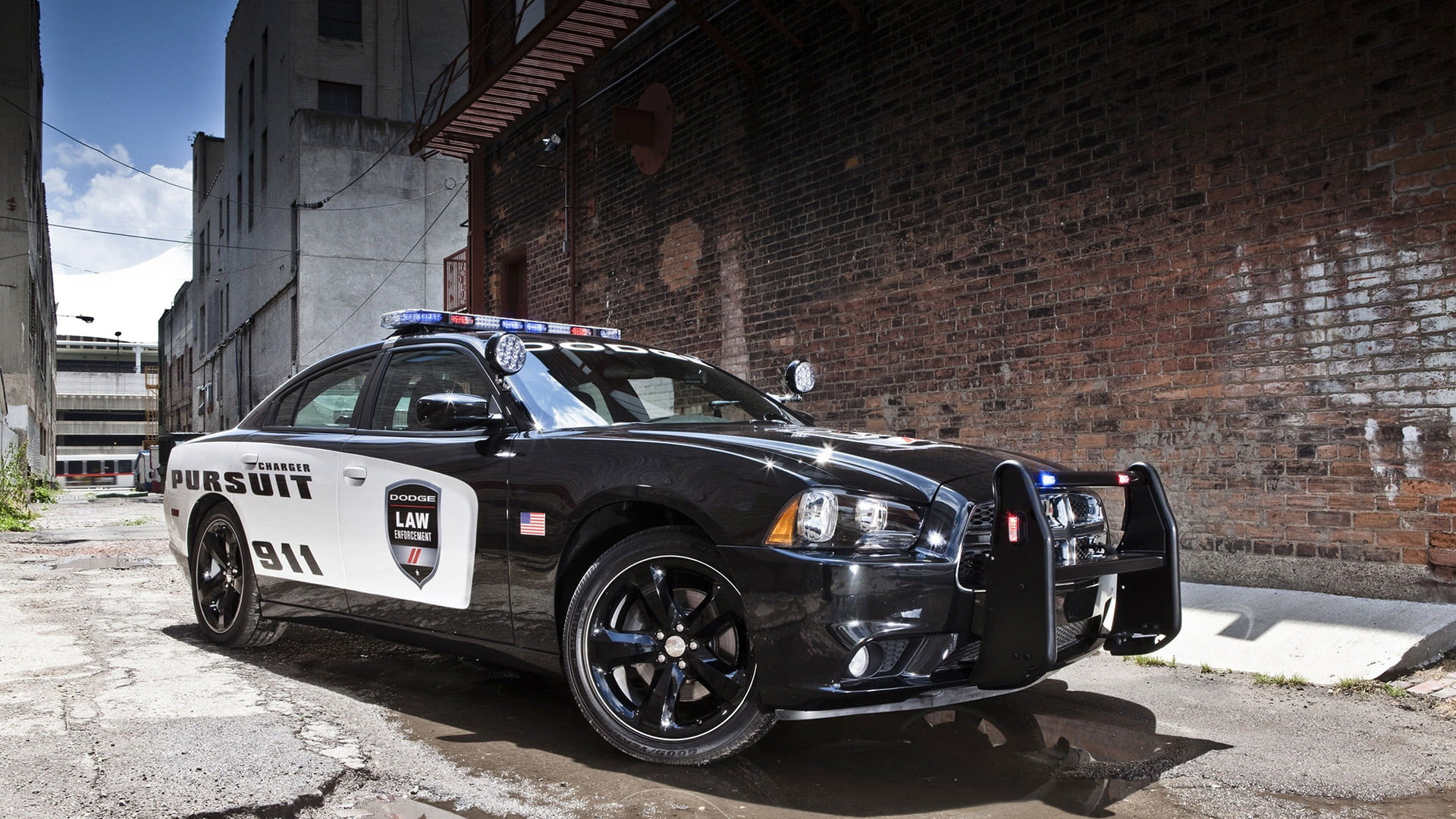 tire, brick, brick wall, engine, bumper, road, travel, luxury, driving, wheels, building exterior, wheel, city, outdoors, style, wall - building feature, HD Wallpaper