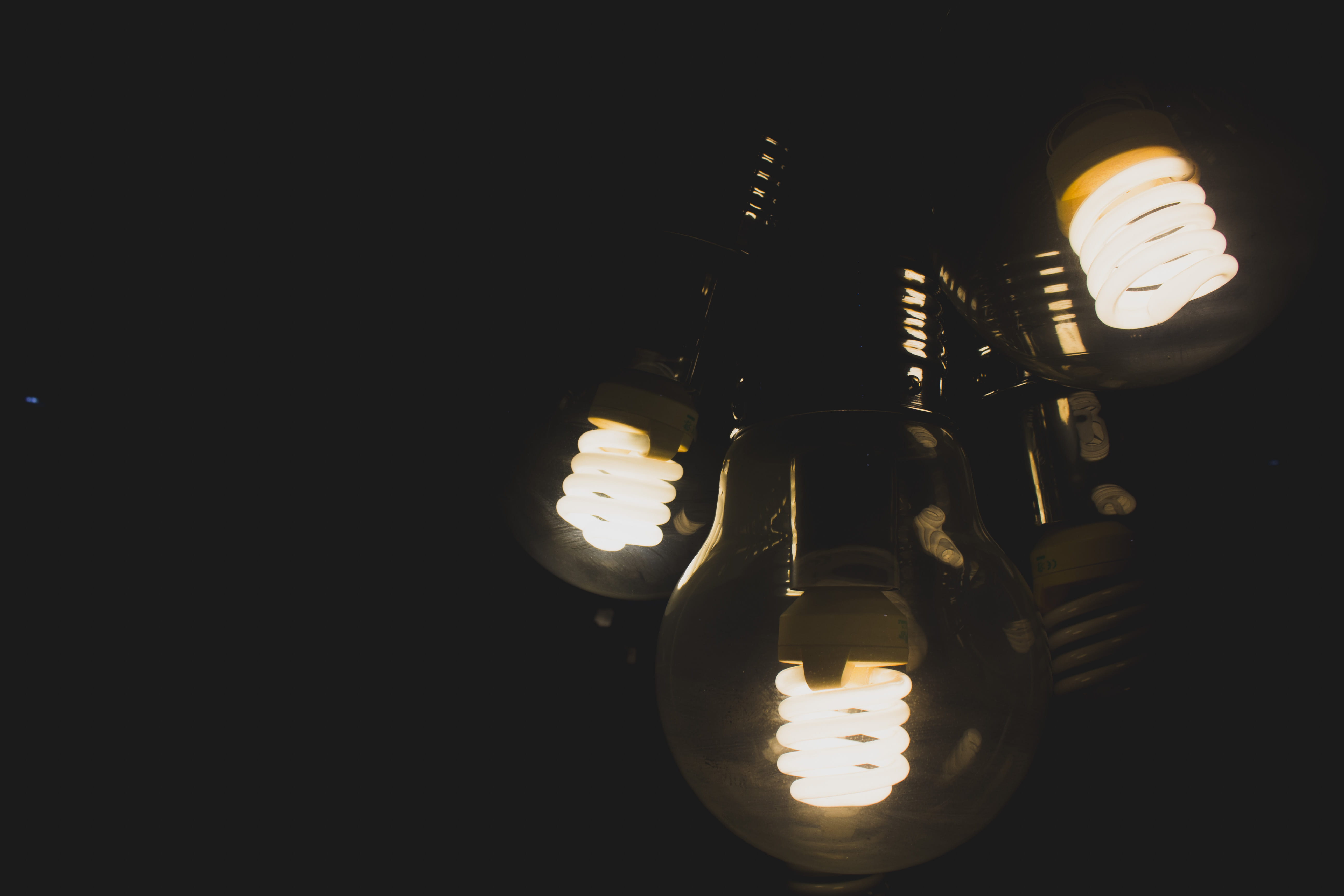 energy efficient, lighting equipment, united kingdom, light, close-up, low angle view, studio shot, indoors, copy space, electricity, bulb, fuel and power generation, HD Wallpaper