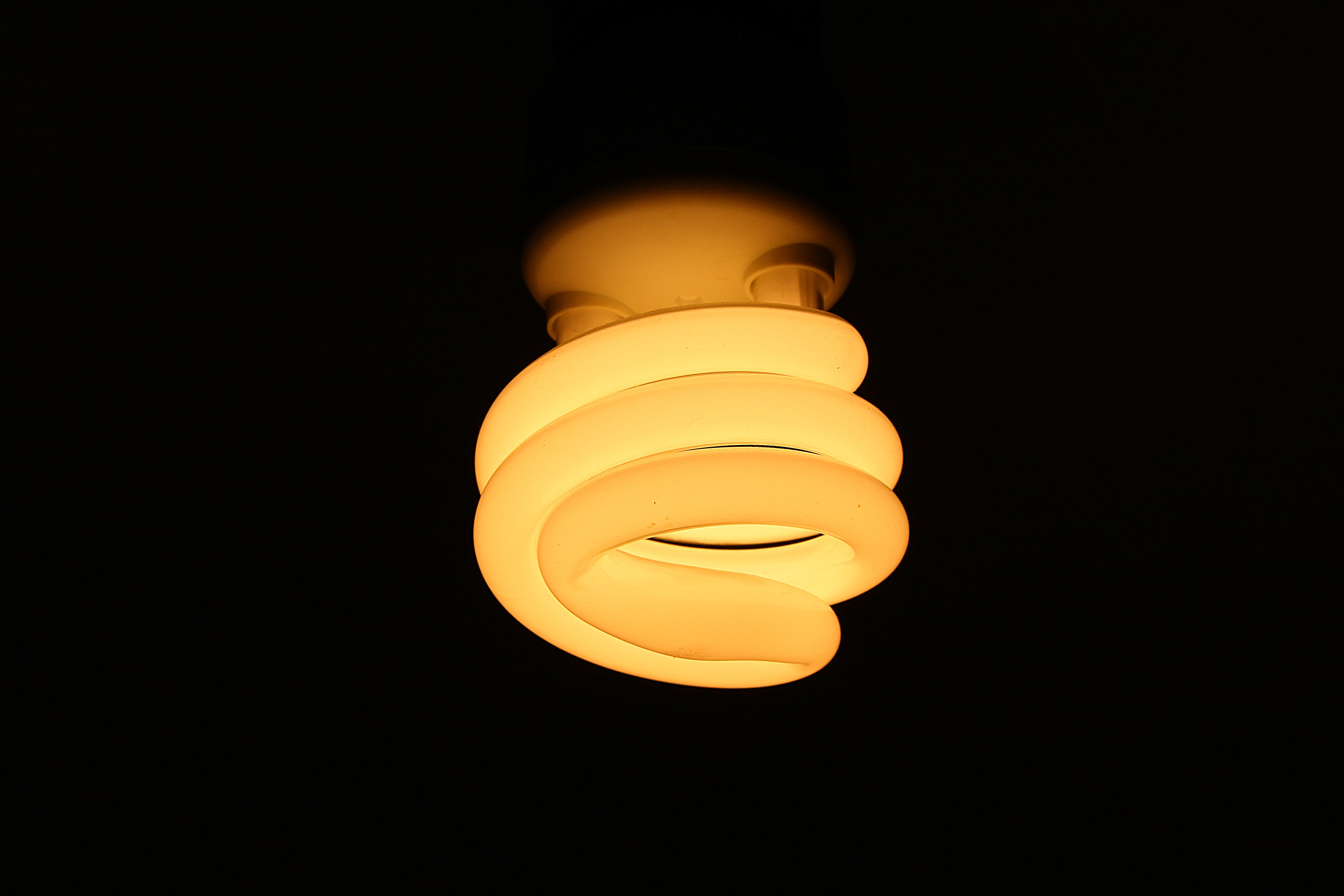 lighting, dark, energiesparlampe, ceiling, 5K, electricity, environmental conservation, energy efficient lightbulb, night, glowing, indoors, darkroom, HD Wallpaper