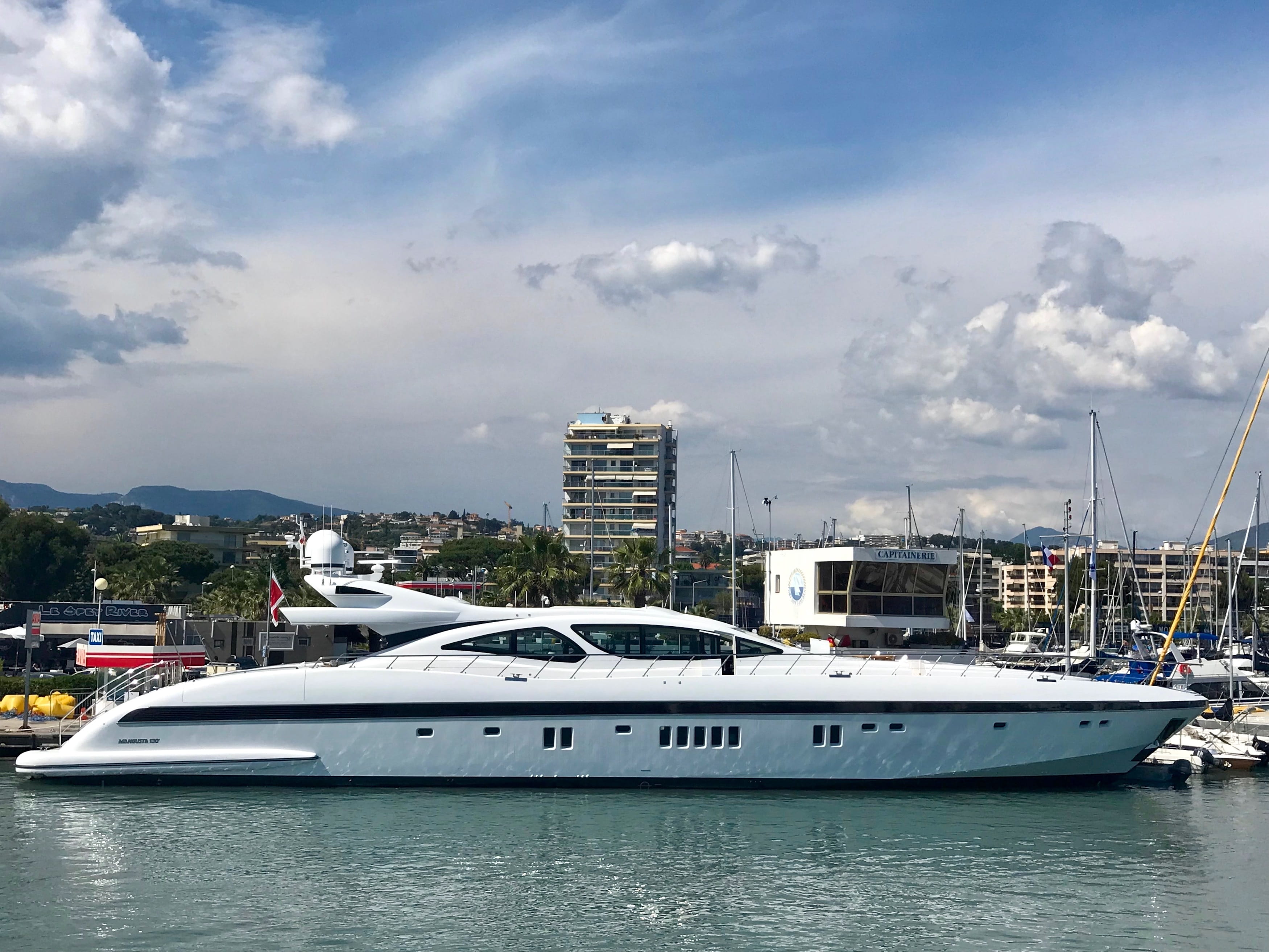 port, nautical vessel, 2K, waterfront, cote, france, day, city, water, superyacht, mangusta, cruise ship, europe, harbor, mediterranean, luxurious, moored, HD Wallpaper