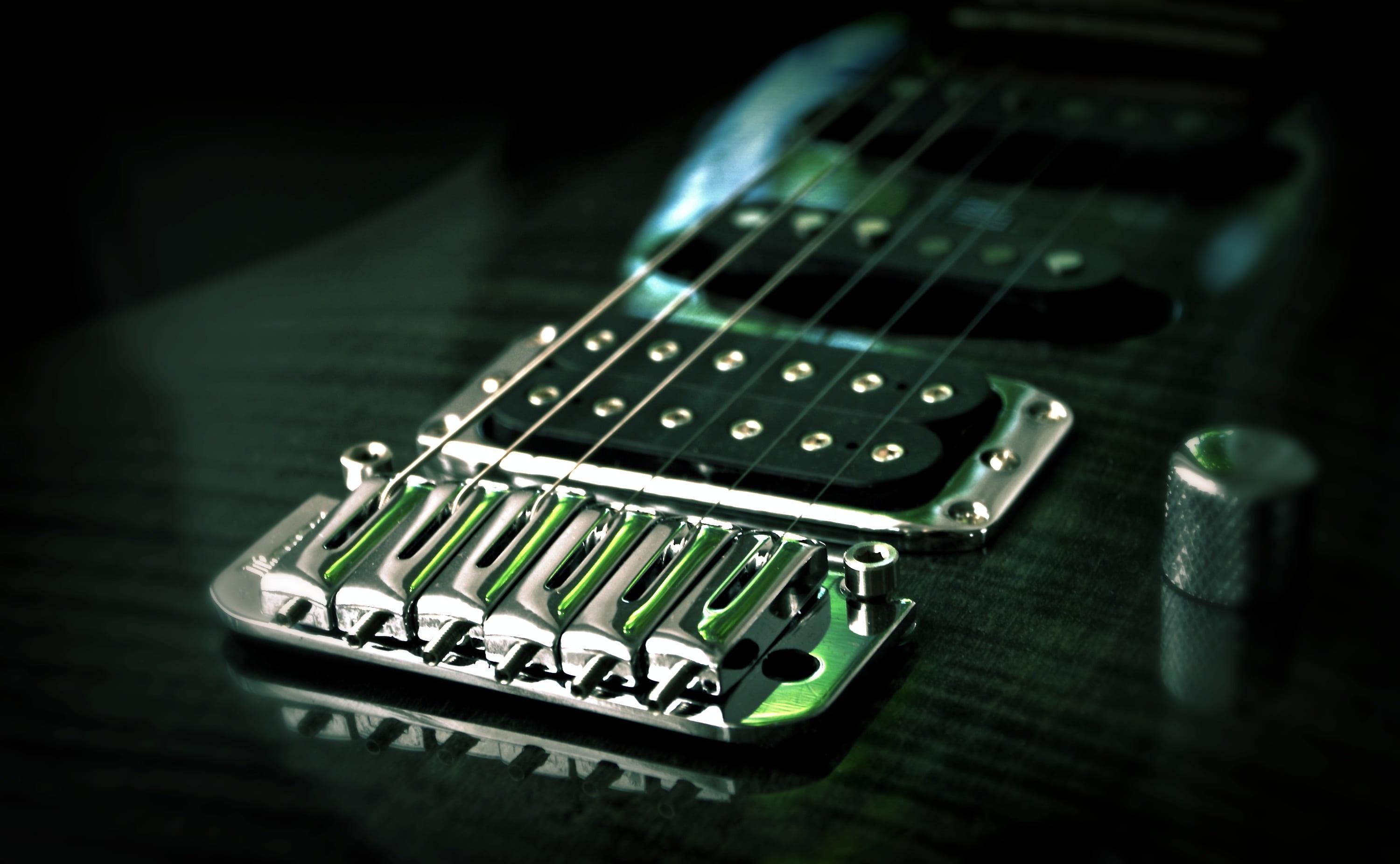 close-up, arts culture and entertainment, vintage, string, western script, stringed instrument, control, technology, rock music, electrically, close, single object, HD Wallpaper