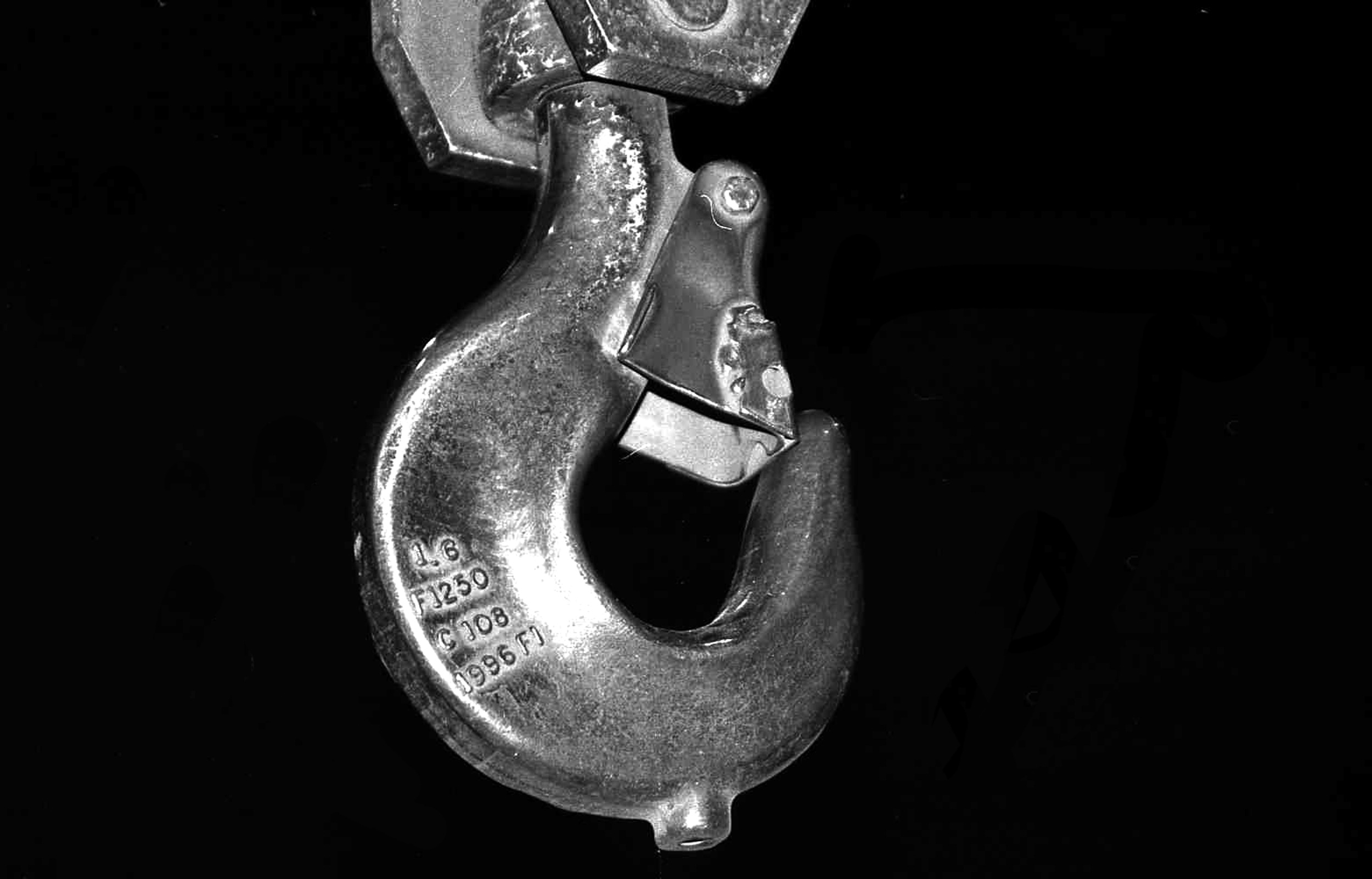 equipment, 1080P, single object, high angle view, old, no people, connection, crane, indoors, studio shot, night, metal, hook, work tool, spanner, still life, HD Wallpaper
