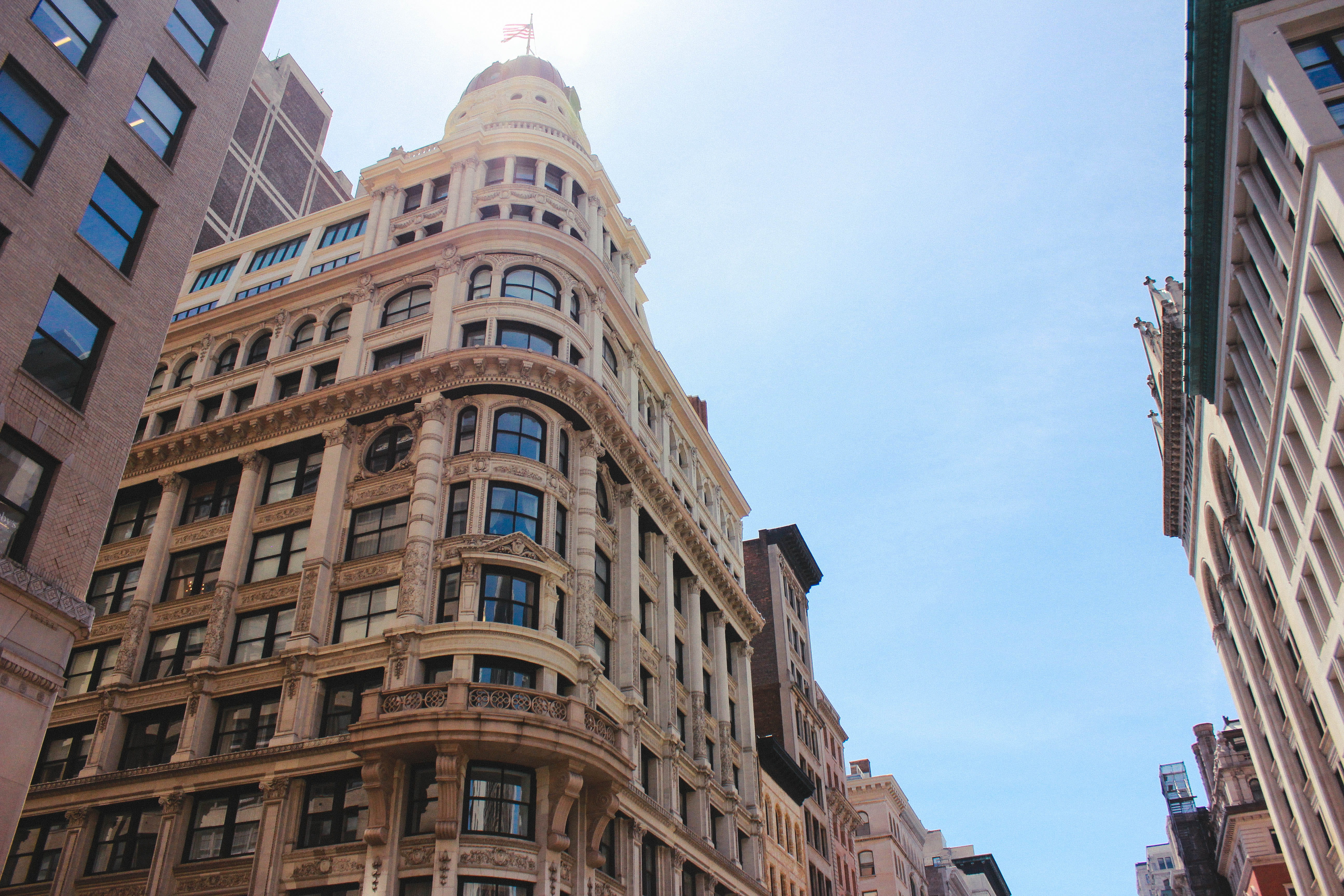 skyscraper, nature, apartment, no people, neighborhood, history, building exterior, the past, location, low, tower, city, brick, palace, 5K, outdoors, HD Wallpaper