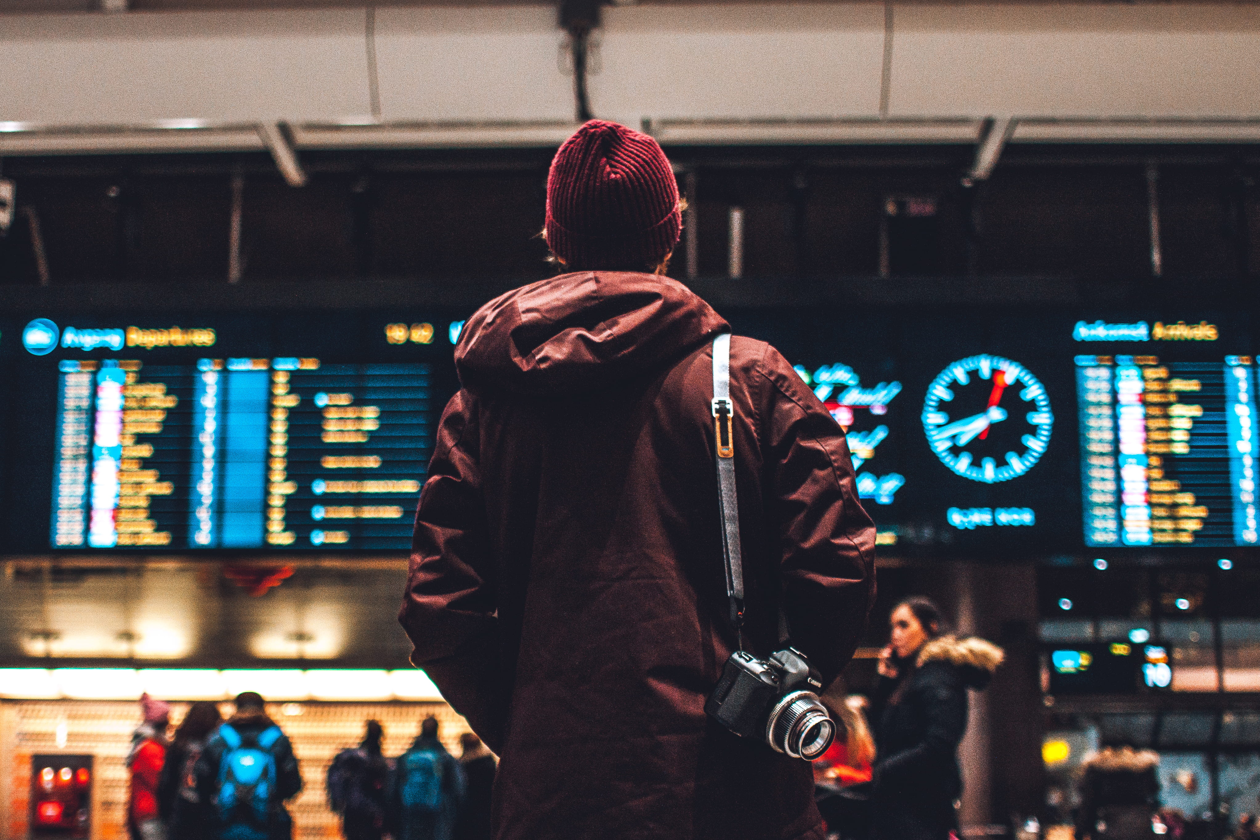 inside, focus on foreground, illuminated, 4K, one person, architecture, indoors, schedules, station, city, incidental people, dark, men, mode of transportation, HD Wallpaper