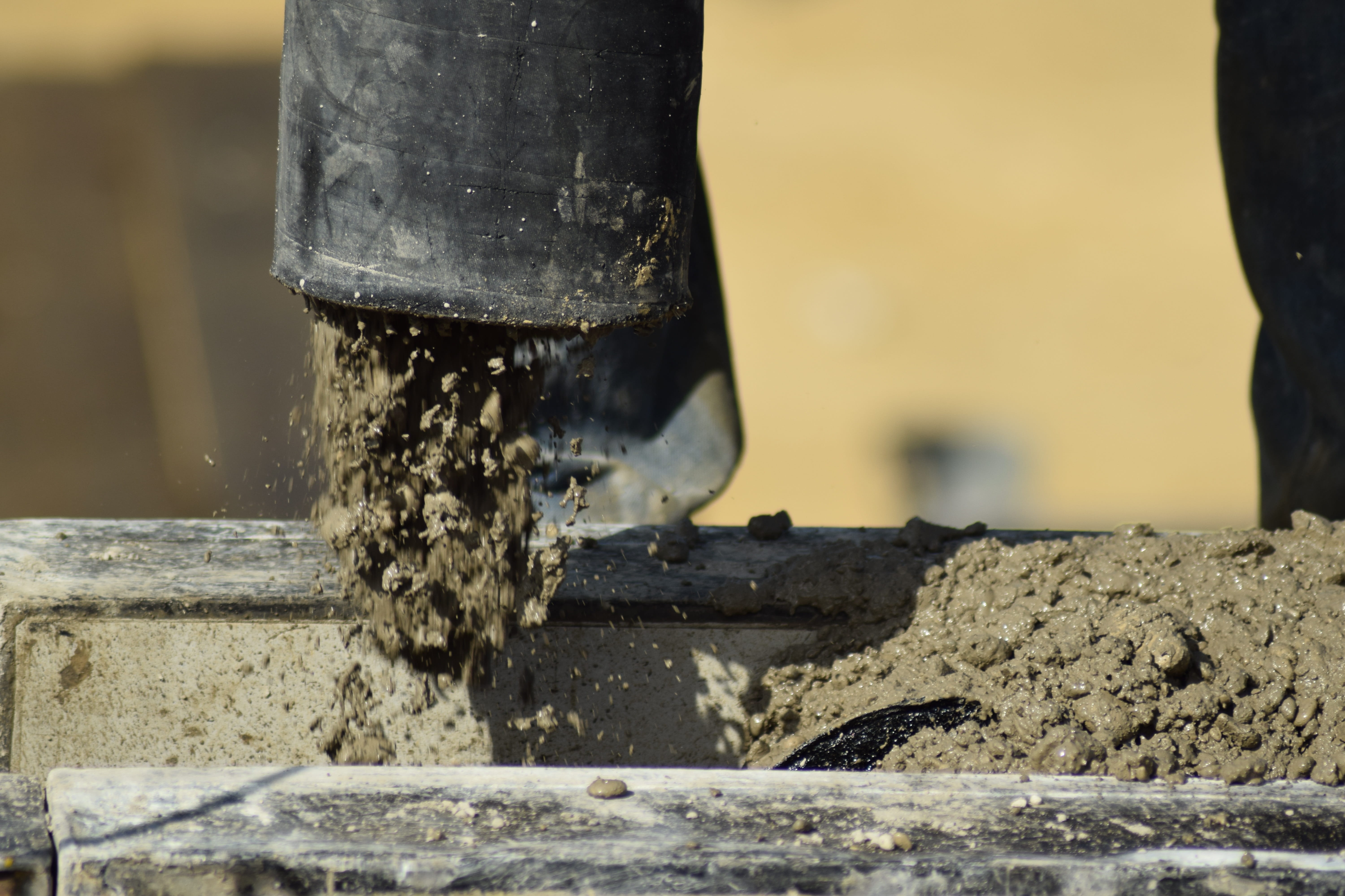 concrete, workers, tool, no people, water, housebuilding, industry, wheel, architecture, rusty, metal, hard work, concrete pump, equipment, reinforced concrete, HD Wallpaper