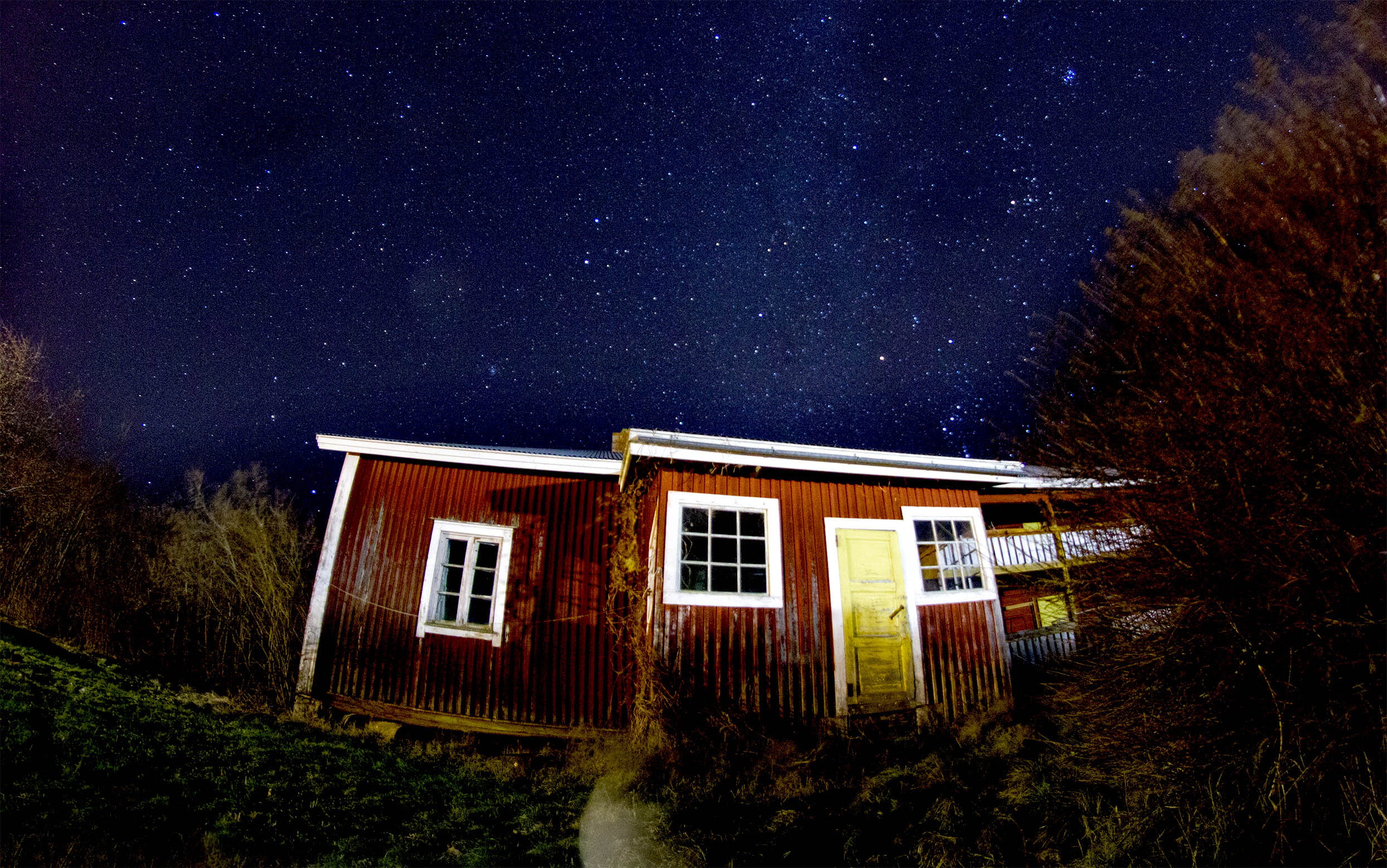 shack, plant, space, view, photography, time, nature, tree, star, star field, beauty in nature, architecture, night, house, shed, star - space, window, HD Wallpaper