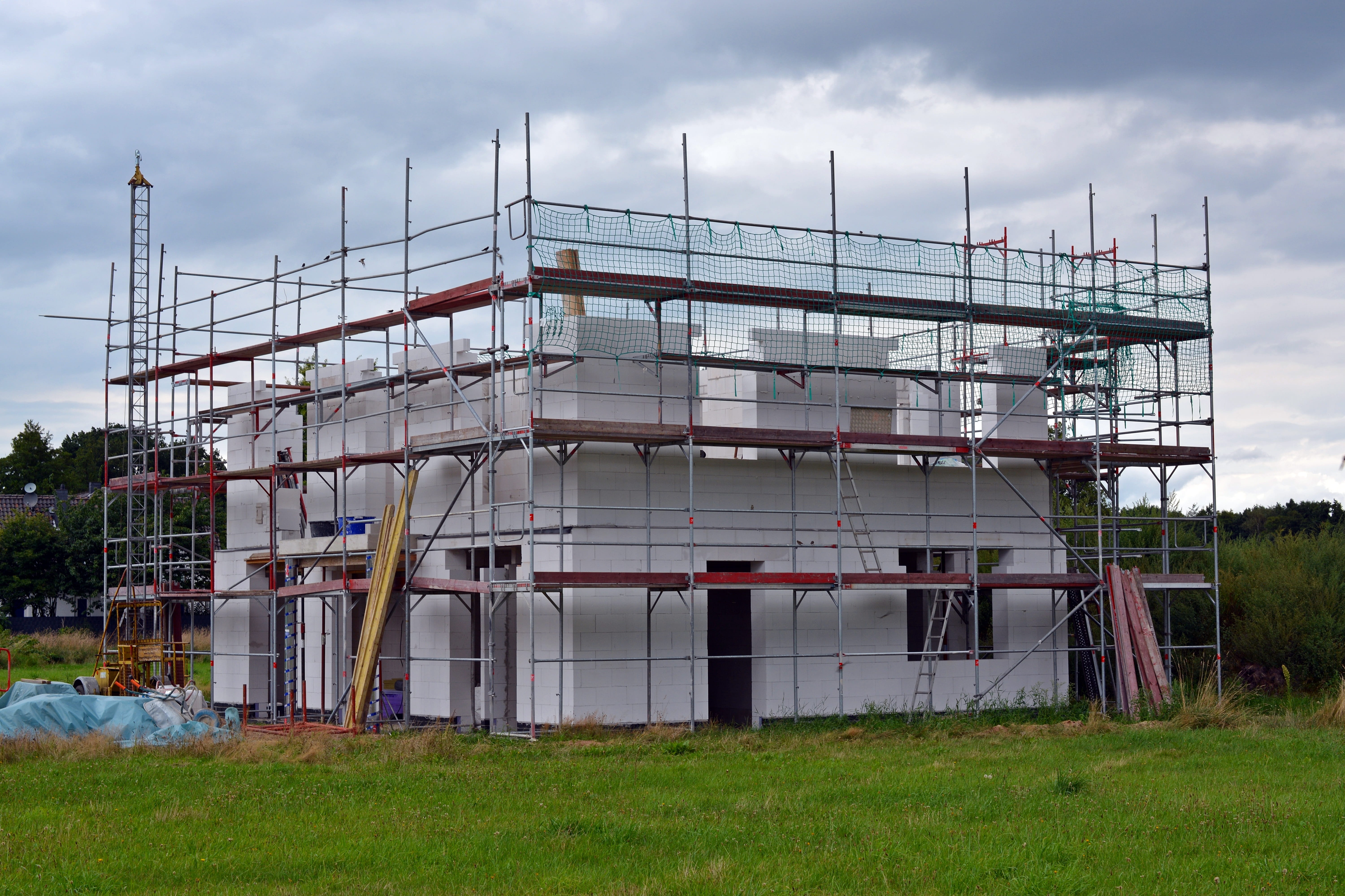 construction work, 5K, scaffold, scaffolding, nautical vessel, building, cloud - sky, new building, grass, water, sign, build, building material, outdoors, HD Wallpaper