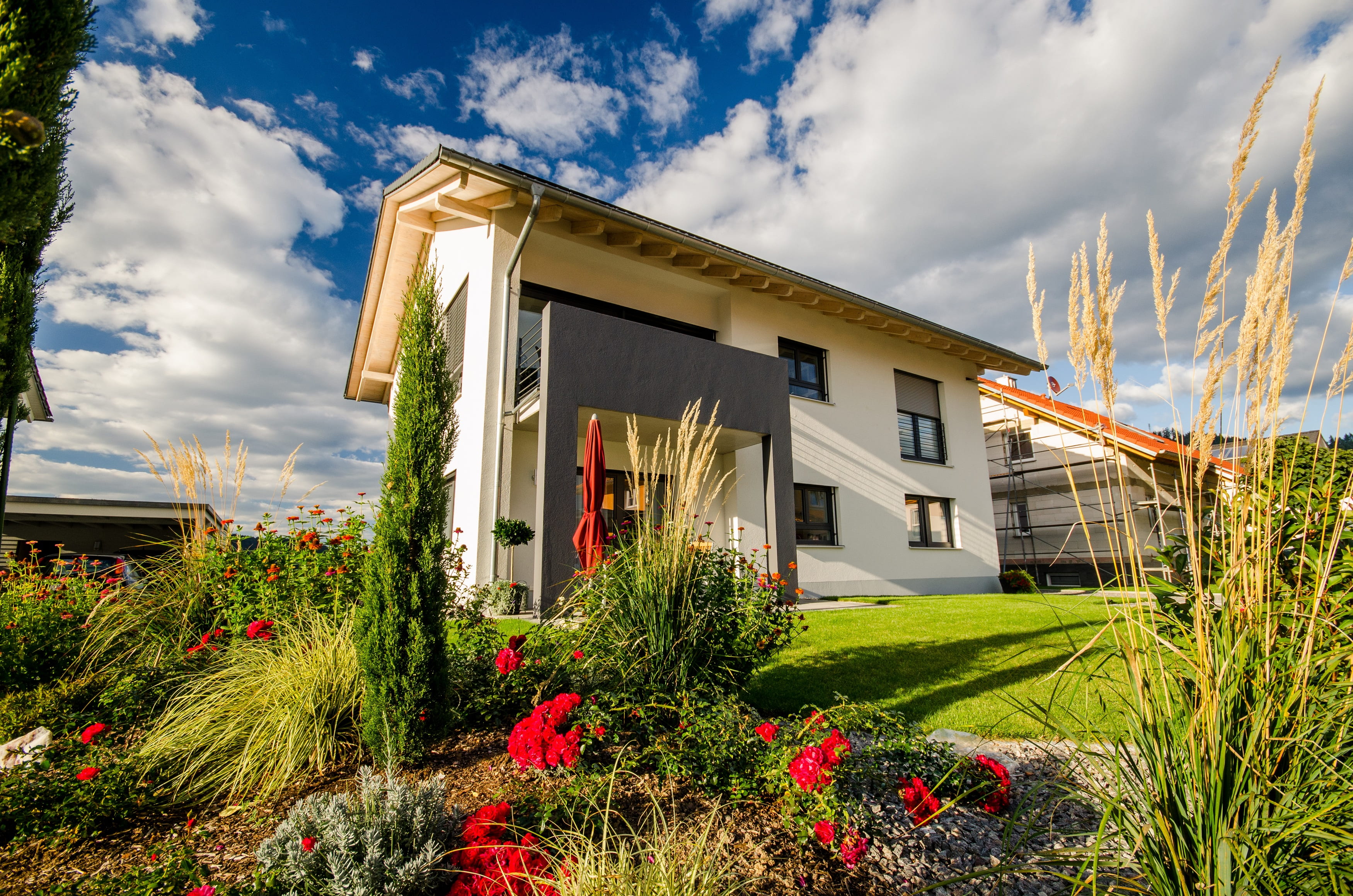 domicile, building, grass, flowering plant, 2K, building exterior, home, single family home, flower, luxury, concrete, house construction, day, build, HD Wallpaper
