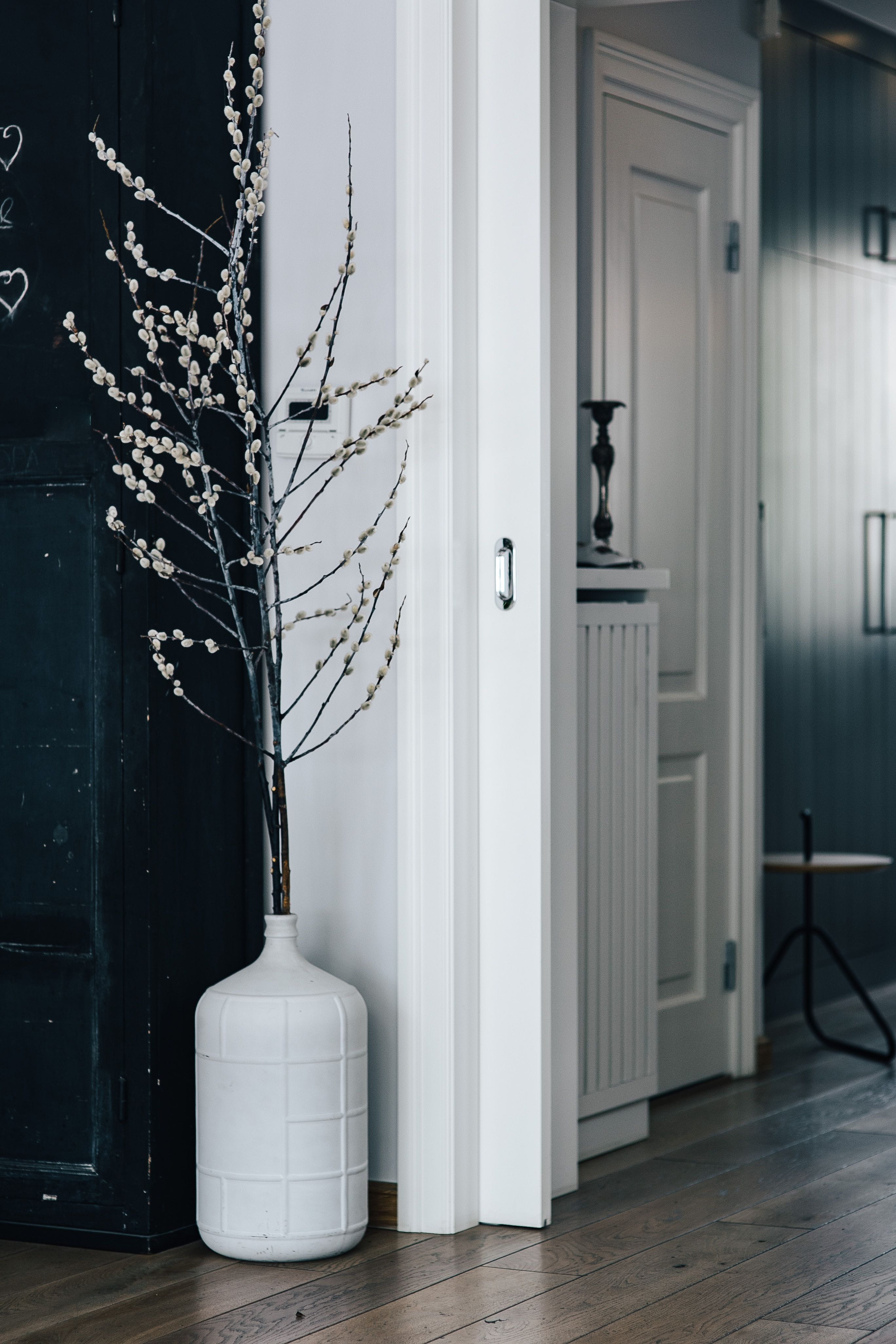 interior, day, wood, decoration, Contemporary, apartment, plant, hardwood floor, nature, white color, building, no People, indoors, home Interior, architecture, Phone HD Wallpaper