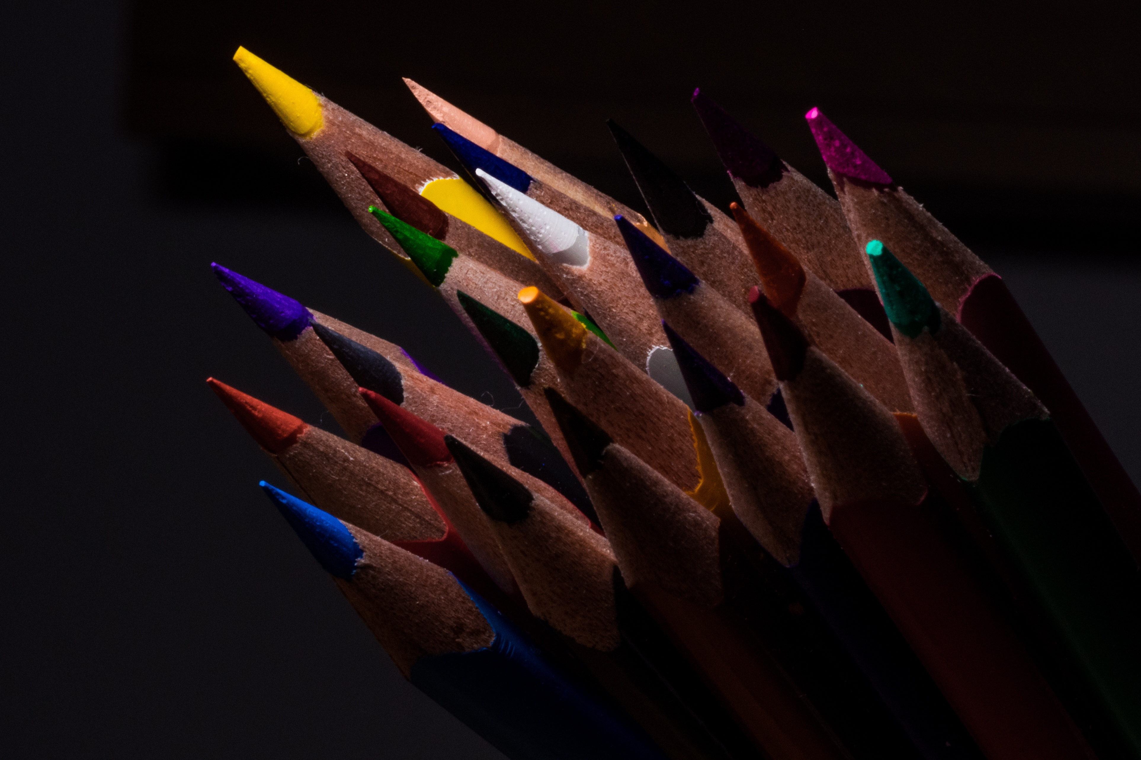 leave, pencil, close-up, craft, color series, purple, macro, choice, office, no people, crayons, studio shot, colored pencils, school, pointed, paint, draw, HD Wallpaper