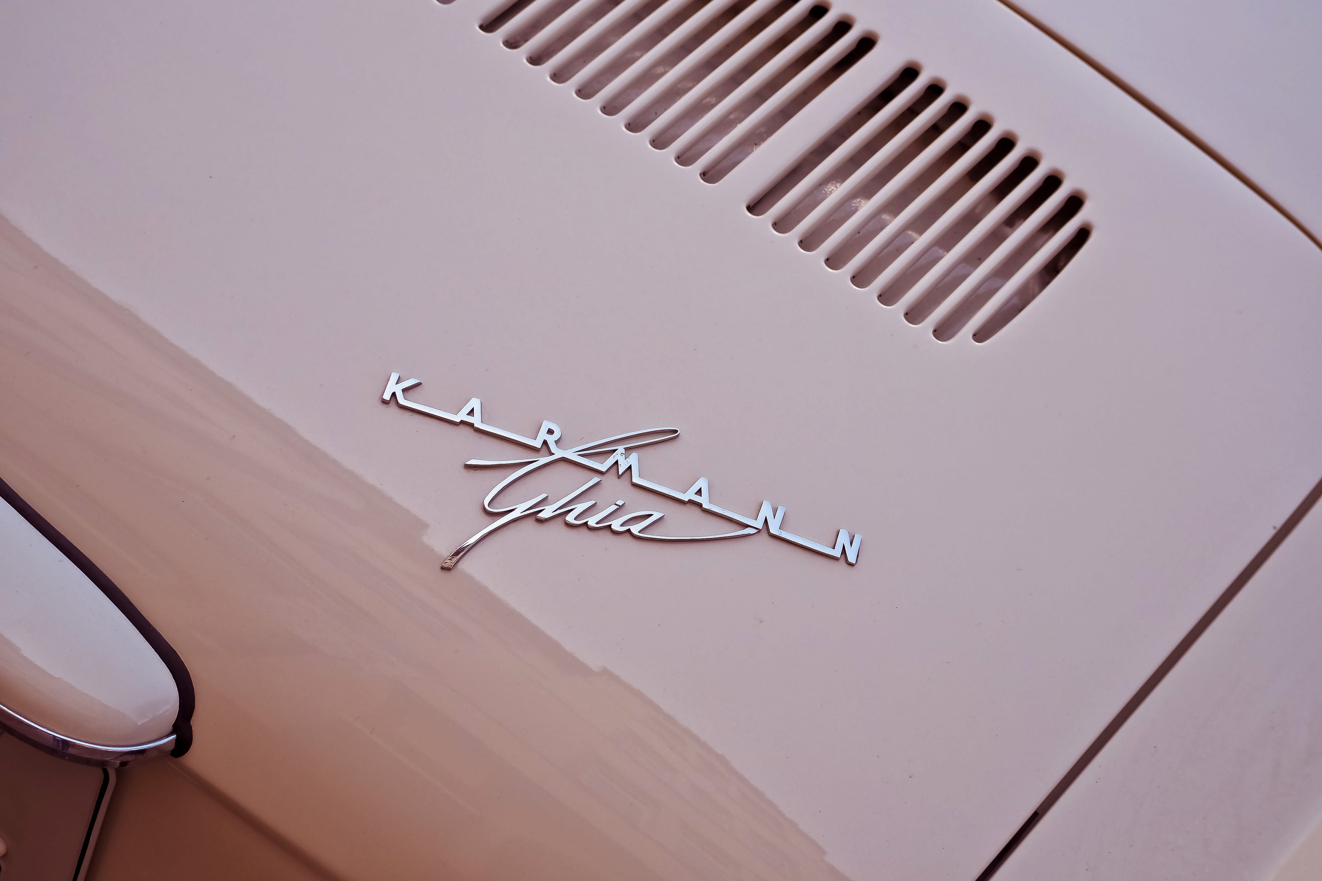 historically, close-up, built structure, no people, coupe, architecture, lettering, legend, wall - building feature, karman ghia, vintage car automobile, HD Wallpaper