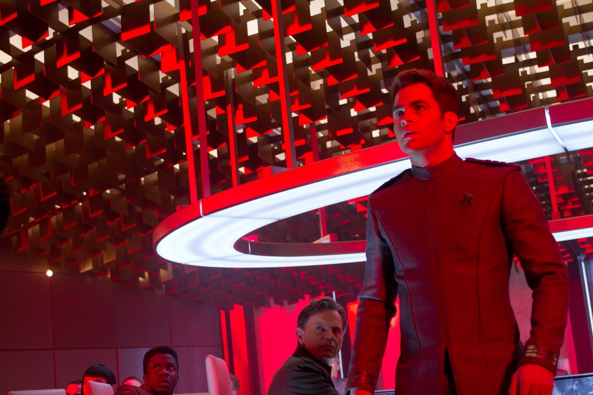 men, star trek into darkness, young adult, arts culture and entertainment, waist up, indoors, occupation, adult, nightclub, front view, group of people, HD Wallpaper