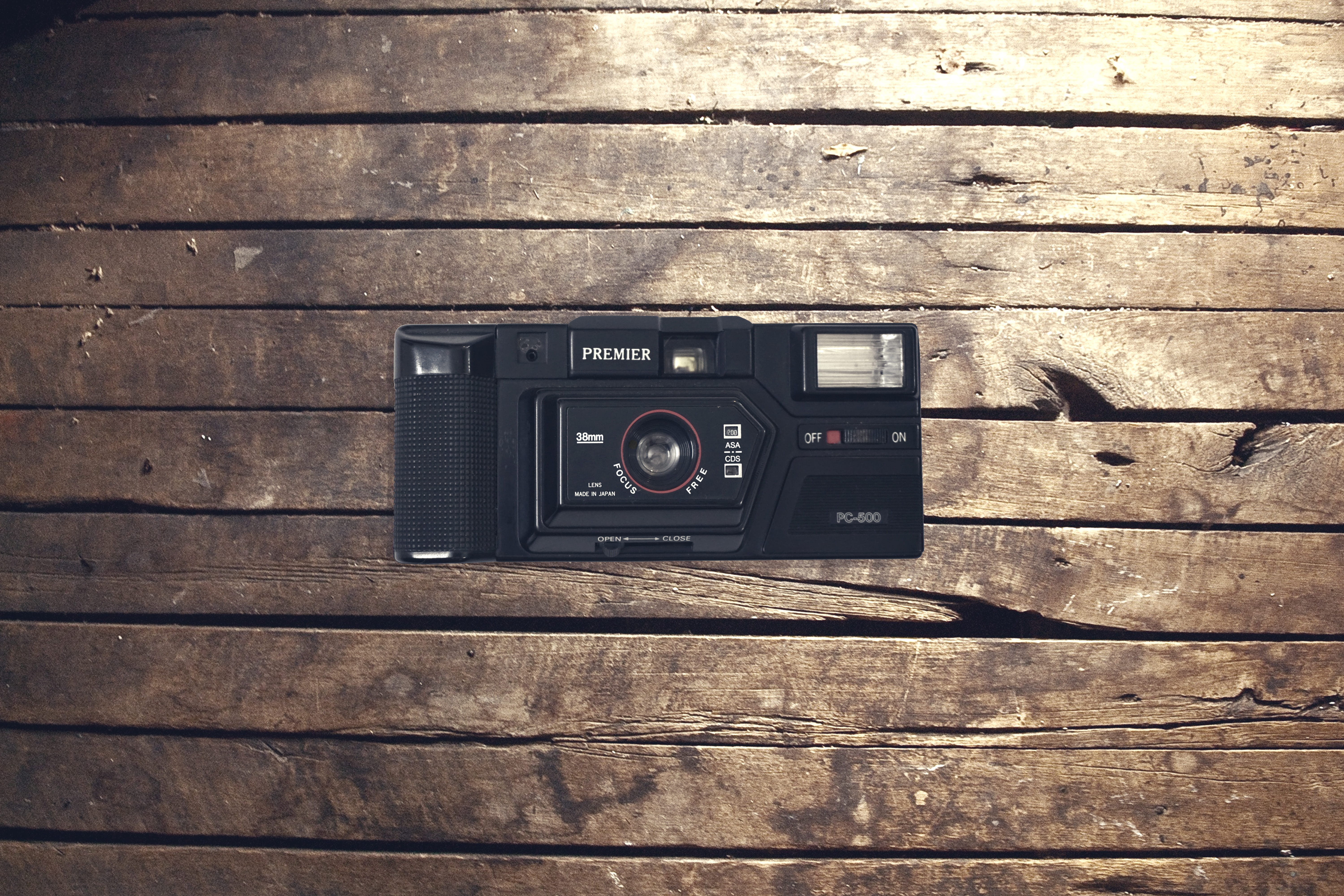 brown, traditional, vintage, rough, photo, single object, close-up, antique, photography, table, camera, retro, rustic, photographic equipment, analog, HD Wallpaper