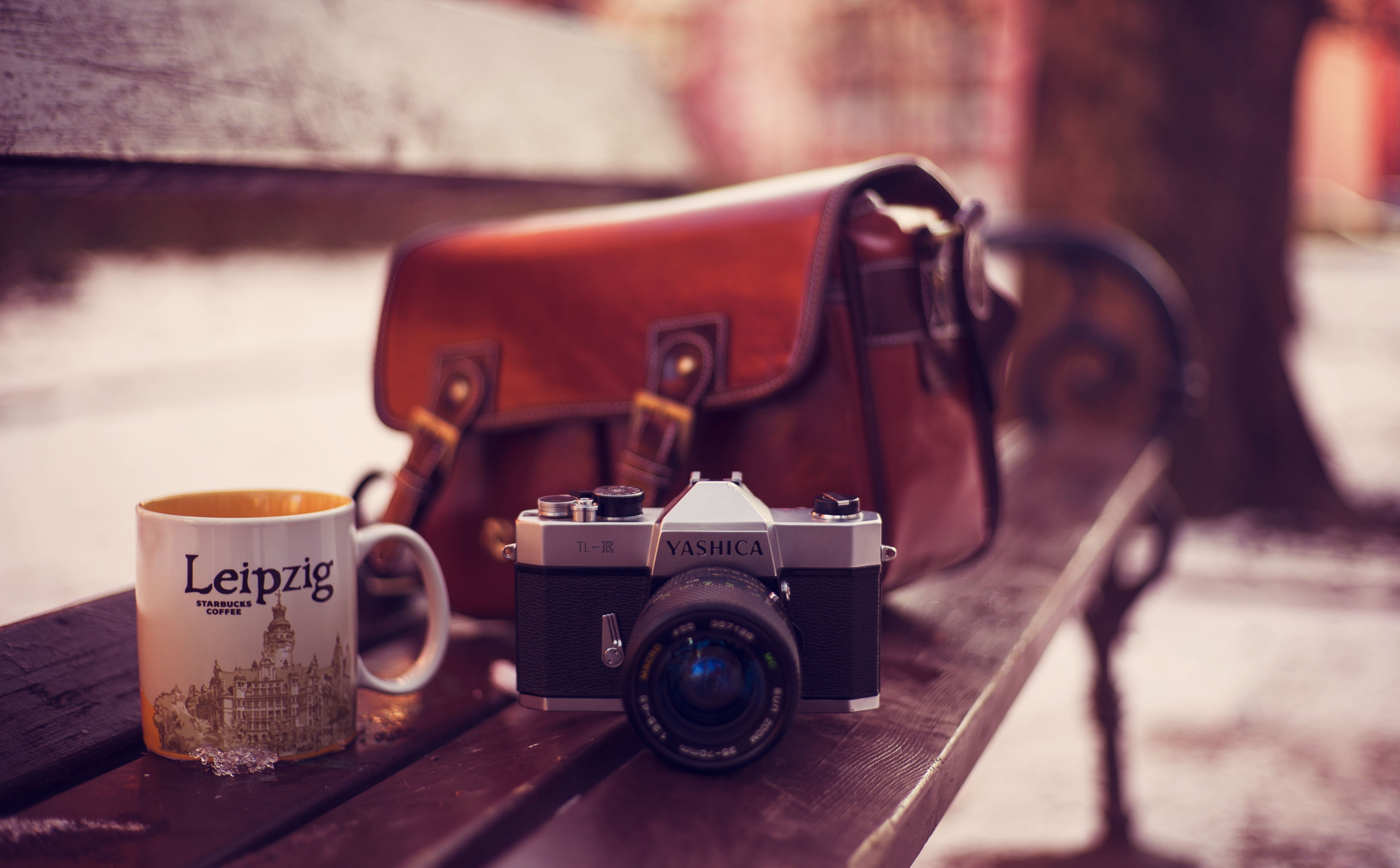 antique, black, 5K, snow, gray, lens - optical instrument, table, the past, retro styled, no people, day, nostalgia, text, photography themes, yashica, HD Wallpaper