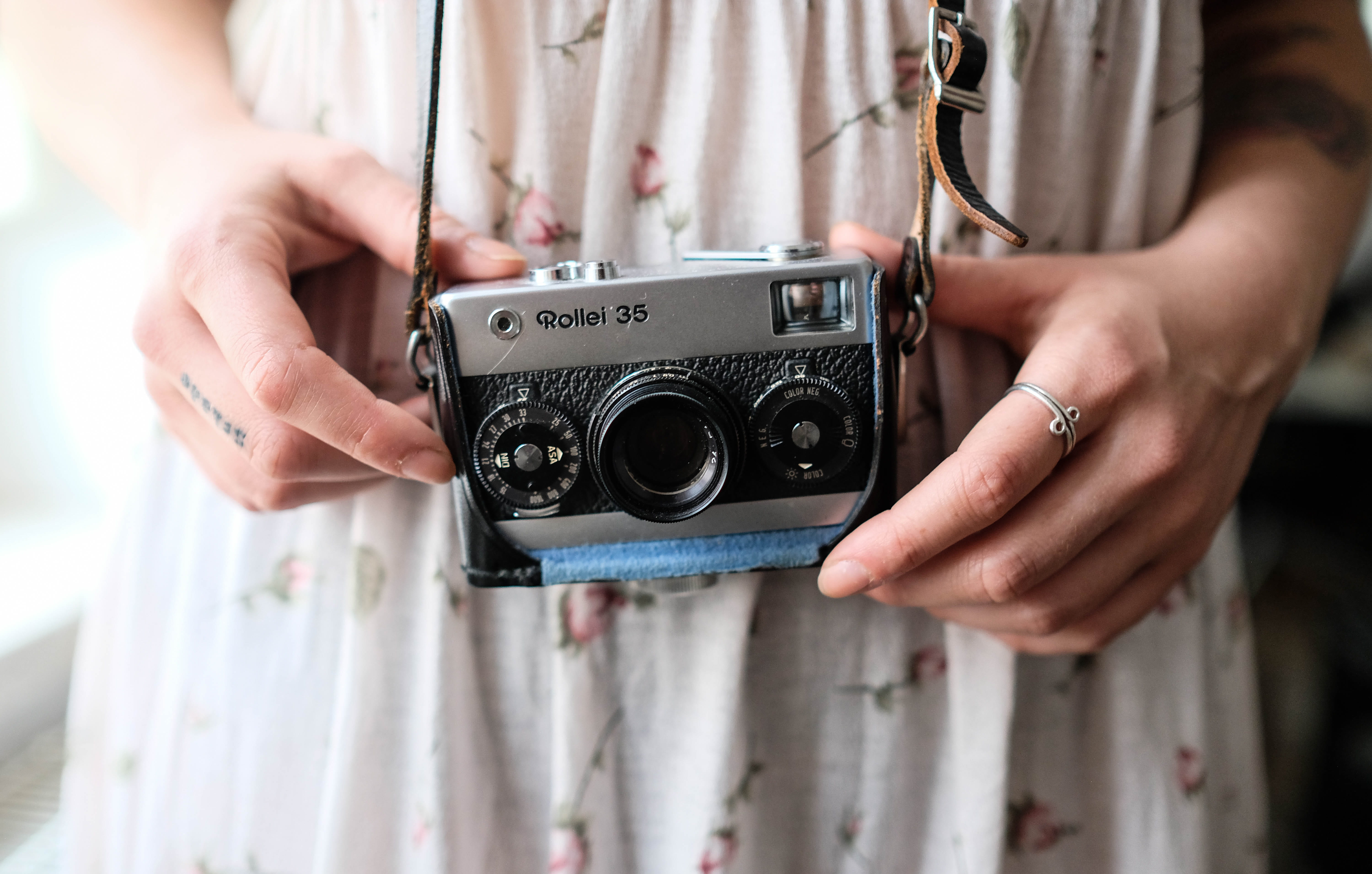 rollei, antique, old, activity, retro styled, camera, 35, woman, madeingermany, slr, front view, one person, camera - photographic equipment, filmisnotdead, HD Wallpaper