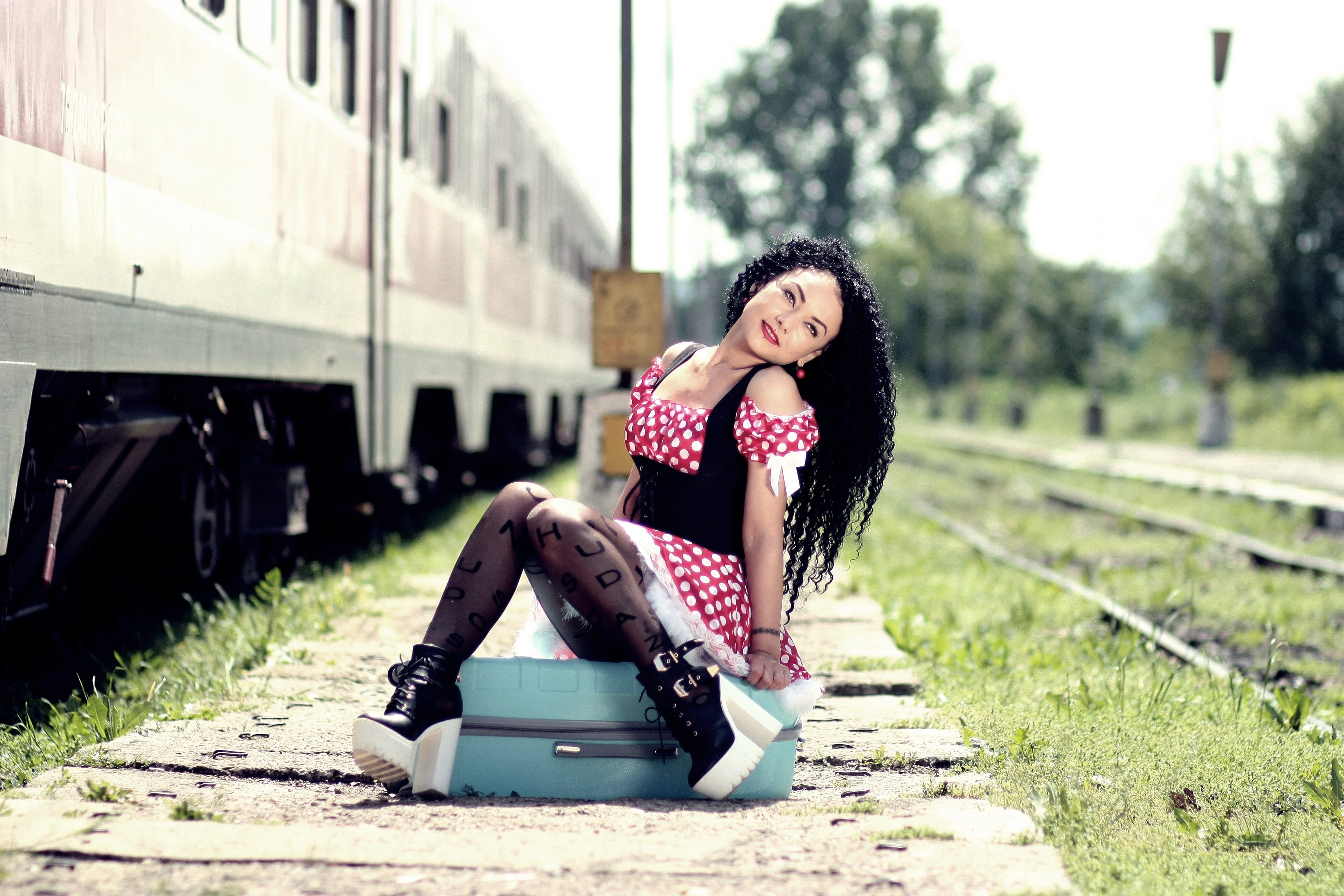 polka dots, 4K, rail transportation, track, transportation, girl, day, lifestyles, hairstyle, casual clothing, train, young women, real people, leisure activity, HD Wallpaper