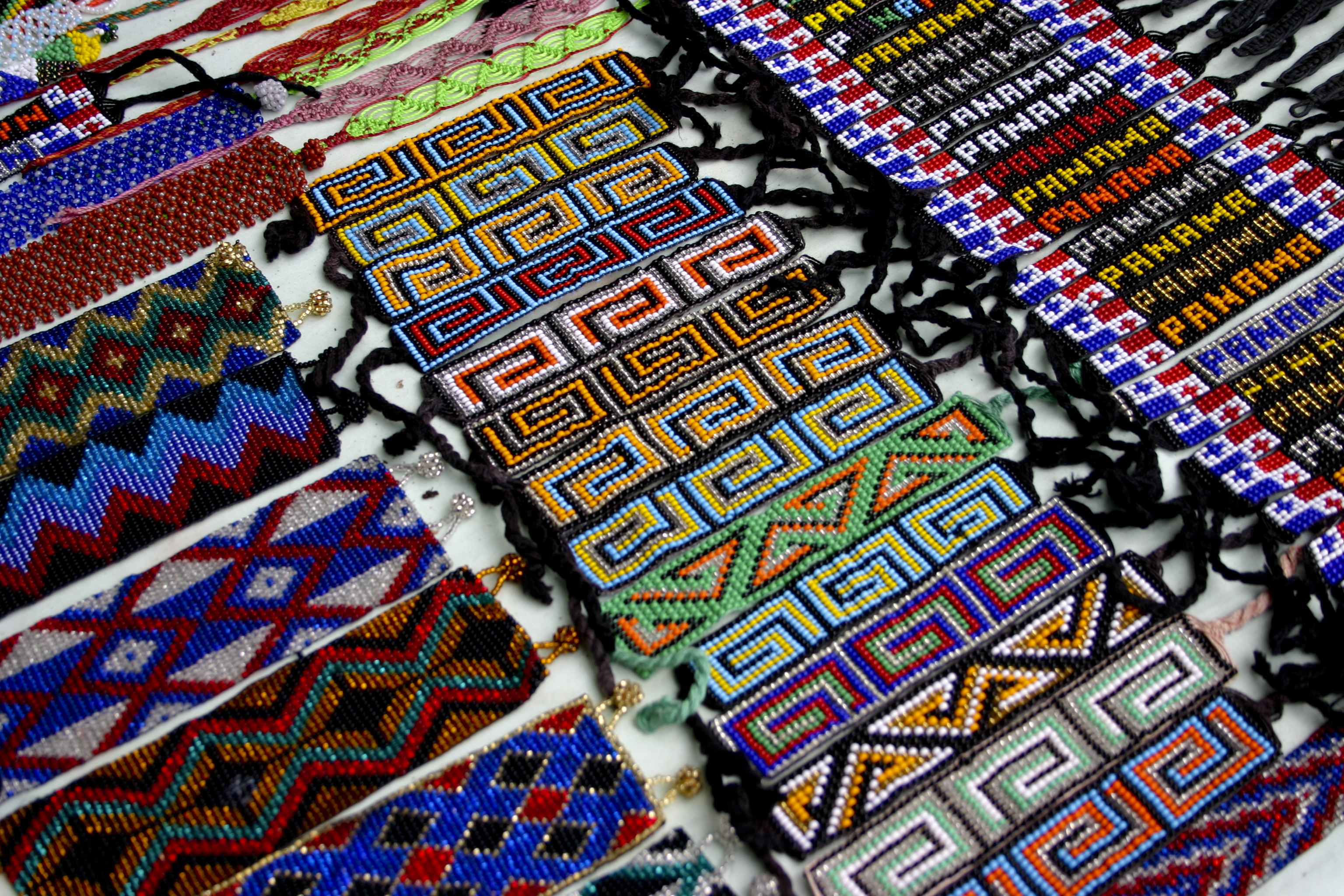design, large group of objects, table, day, carpet - decor, high angle view, souvenir, market, cultures, hand labor, for sale, art and craft, decoration, HD Wallpaper