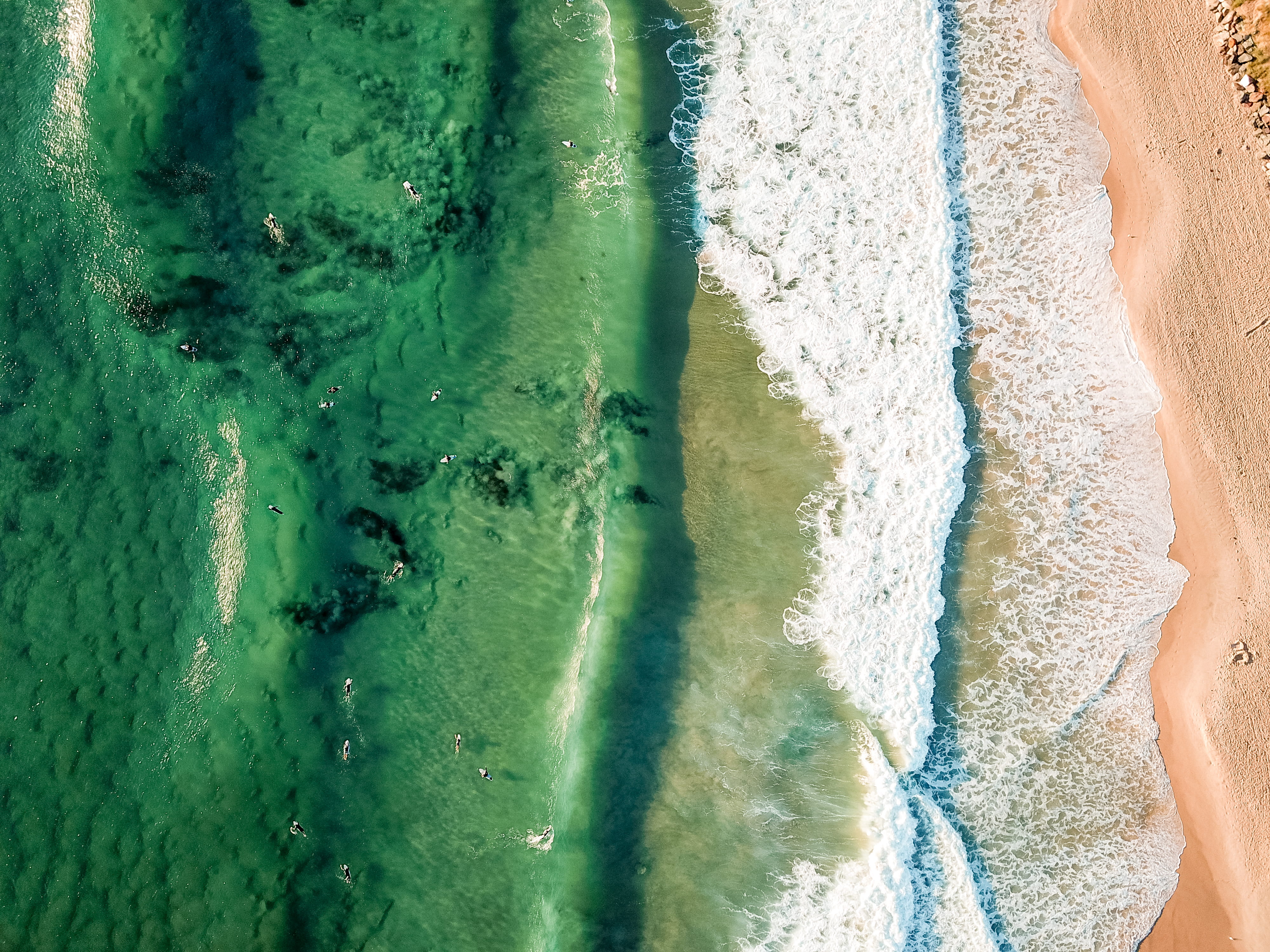 sport, high angle view, motion, outdoors, birds eye view, ocean, surf, coast, aquatic sport, land, wave, seashore, people, surfing, 4K, aerial photography, HD Wallpaper