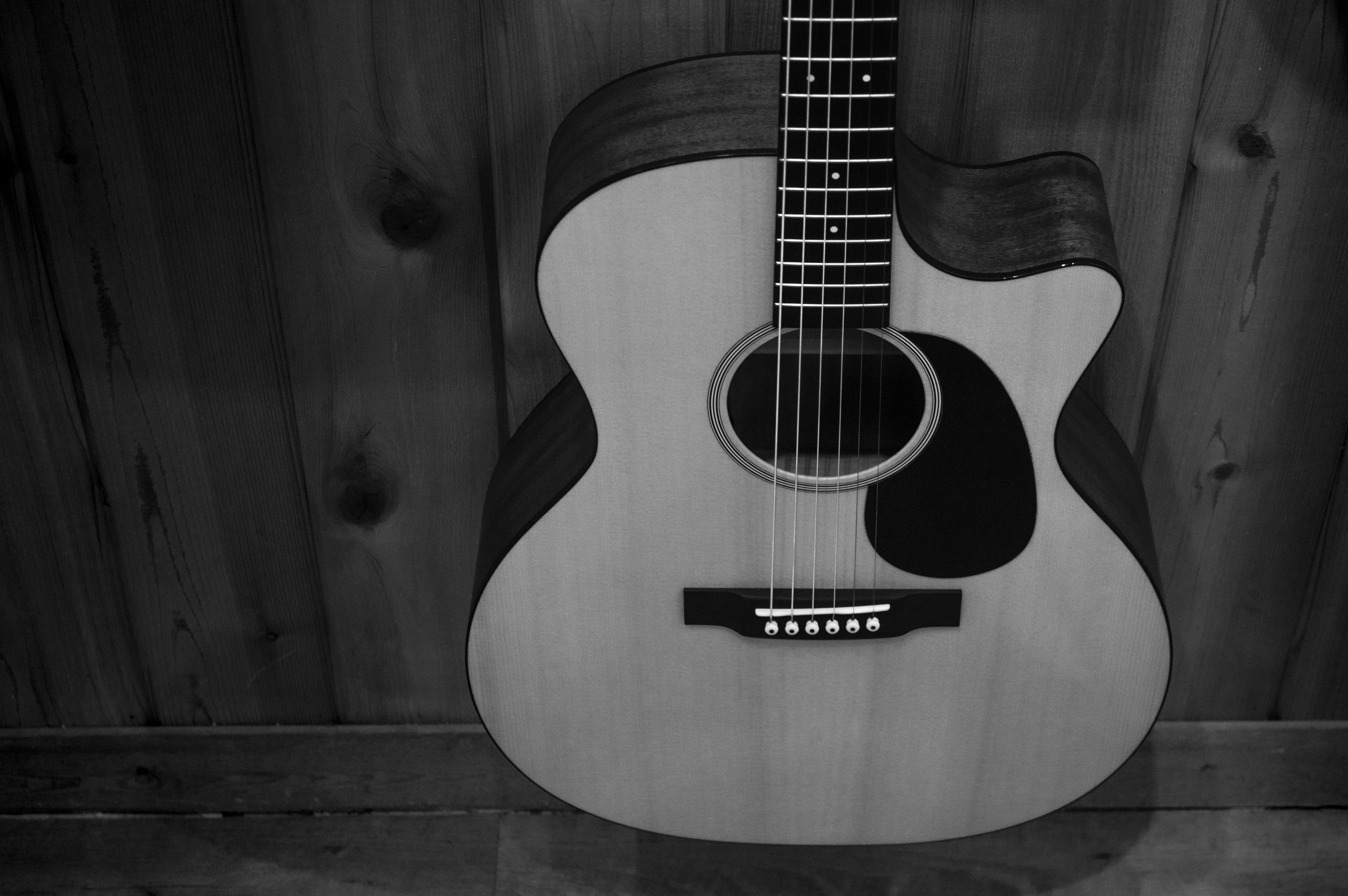 wood - material, day, musical instrument string, fretboard, music, greyscale, bright, musical instrument, musical equipment, arts culture and entertainment, HD Wallpaper