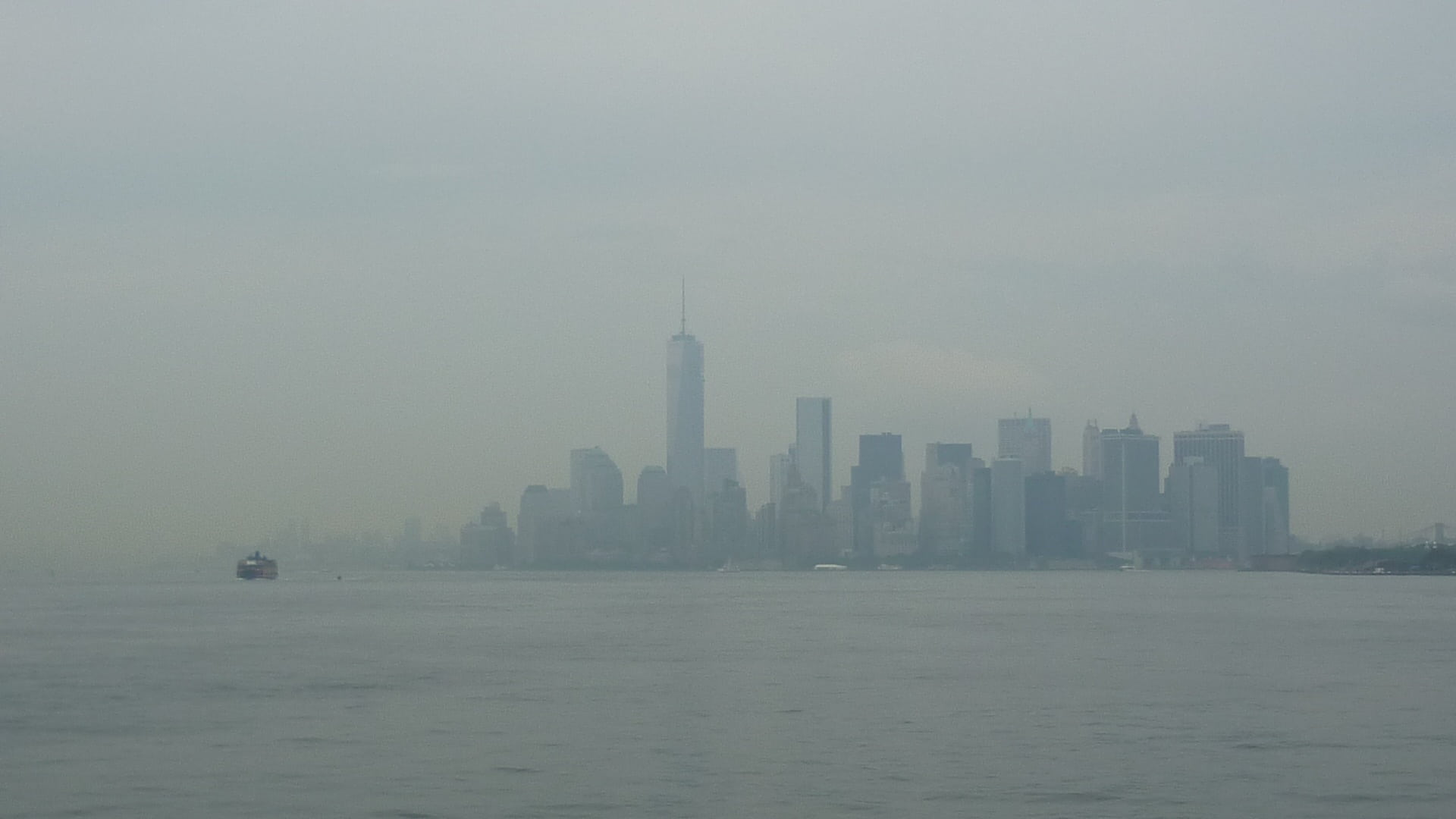 landscape, gratte ciel, modern, outdoors, sea, ile, buildings, urban skyline, no people, built structure, smog, photo, tall - high, daytime, fog, cityscape, HD Wallpaper