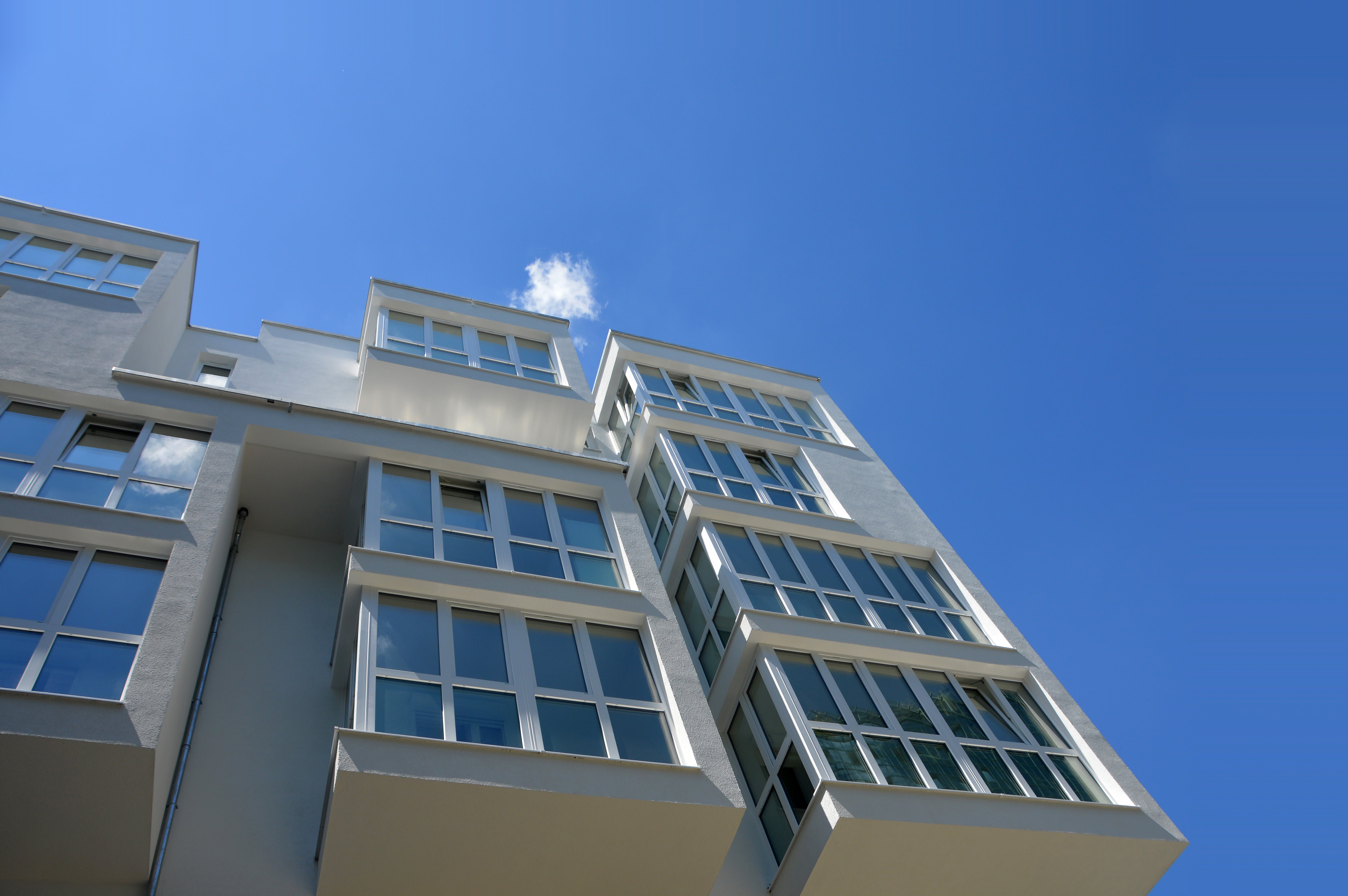 glass, home ownership, built structure, residential district, tower house, eye, view, blue, architecture, live and work, worm, wall, kempten, mirroring, HD Wallpaper