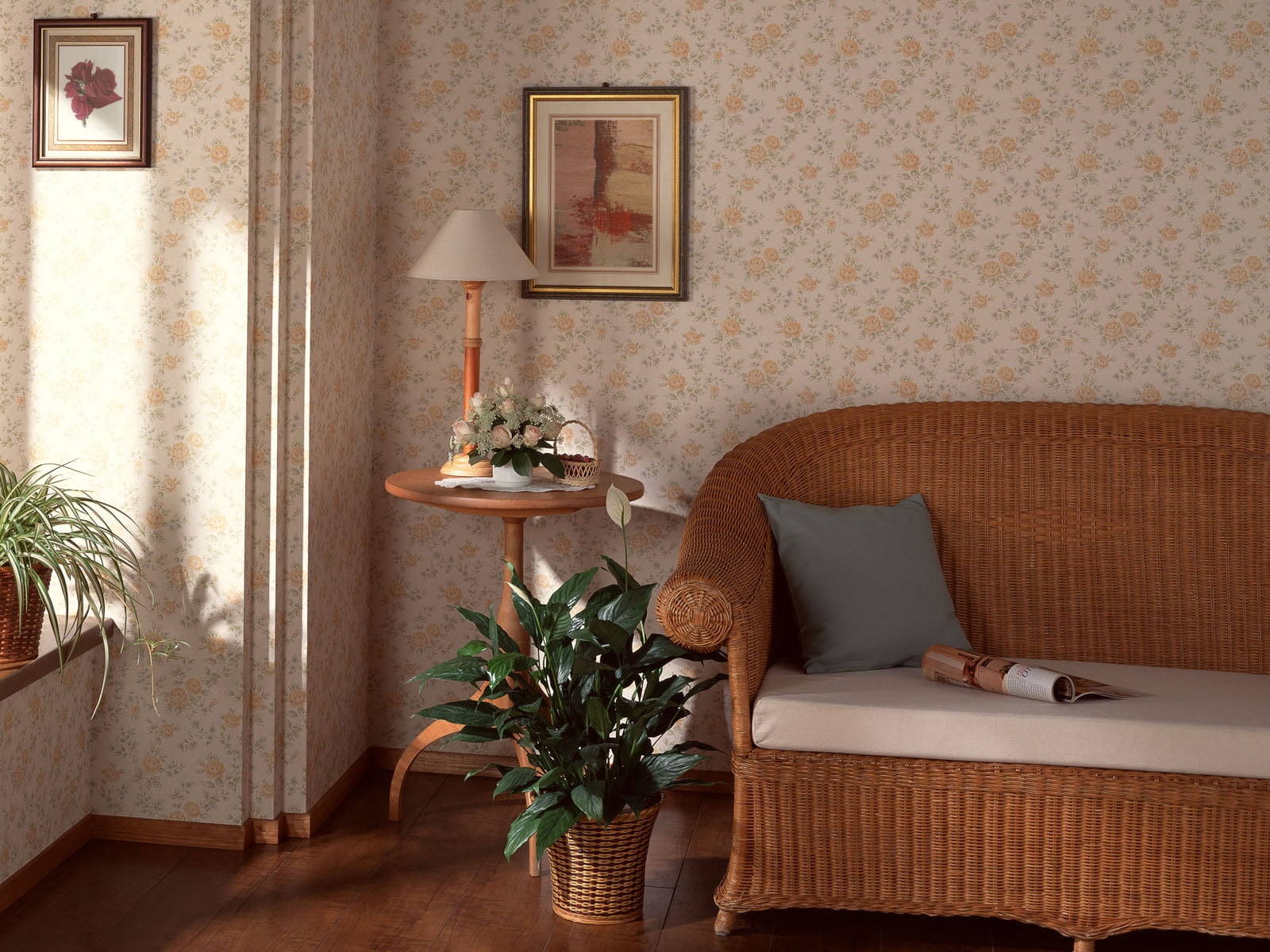 domestic Room, plant, absence, wall - Building Feature, design, picture frame, wood - Material, couch, electric Lamp, 720P, house, decor, retro Styled, HD Wallpaper