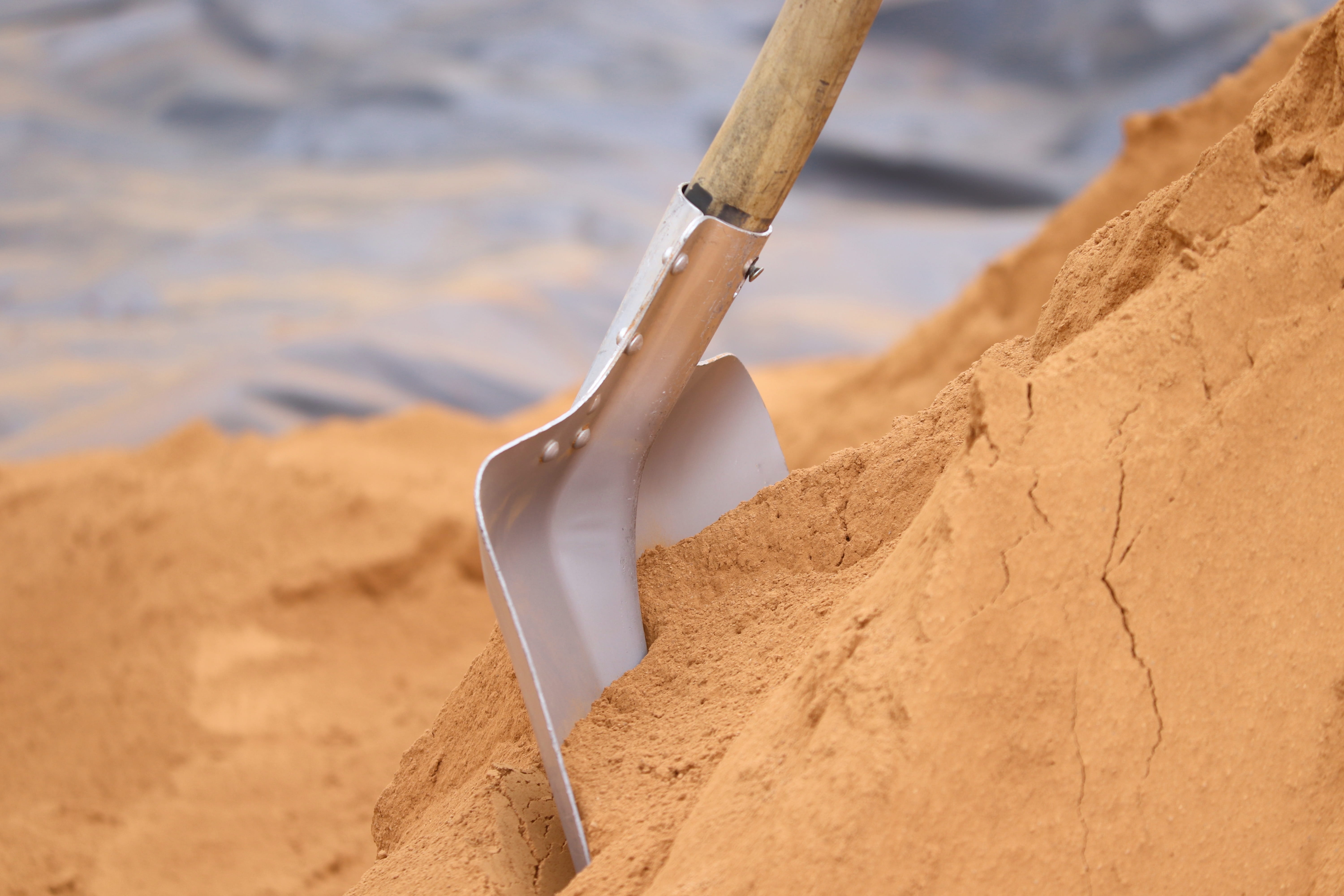 piles, sand pit, day, land, motion, blade, tool, equipment, outdoors, no people, brown, 5K, wood - material, beach, leisure, sea, spade, dig, work break, HD Wallpaper