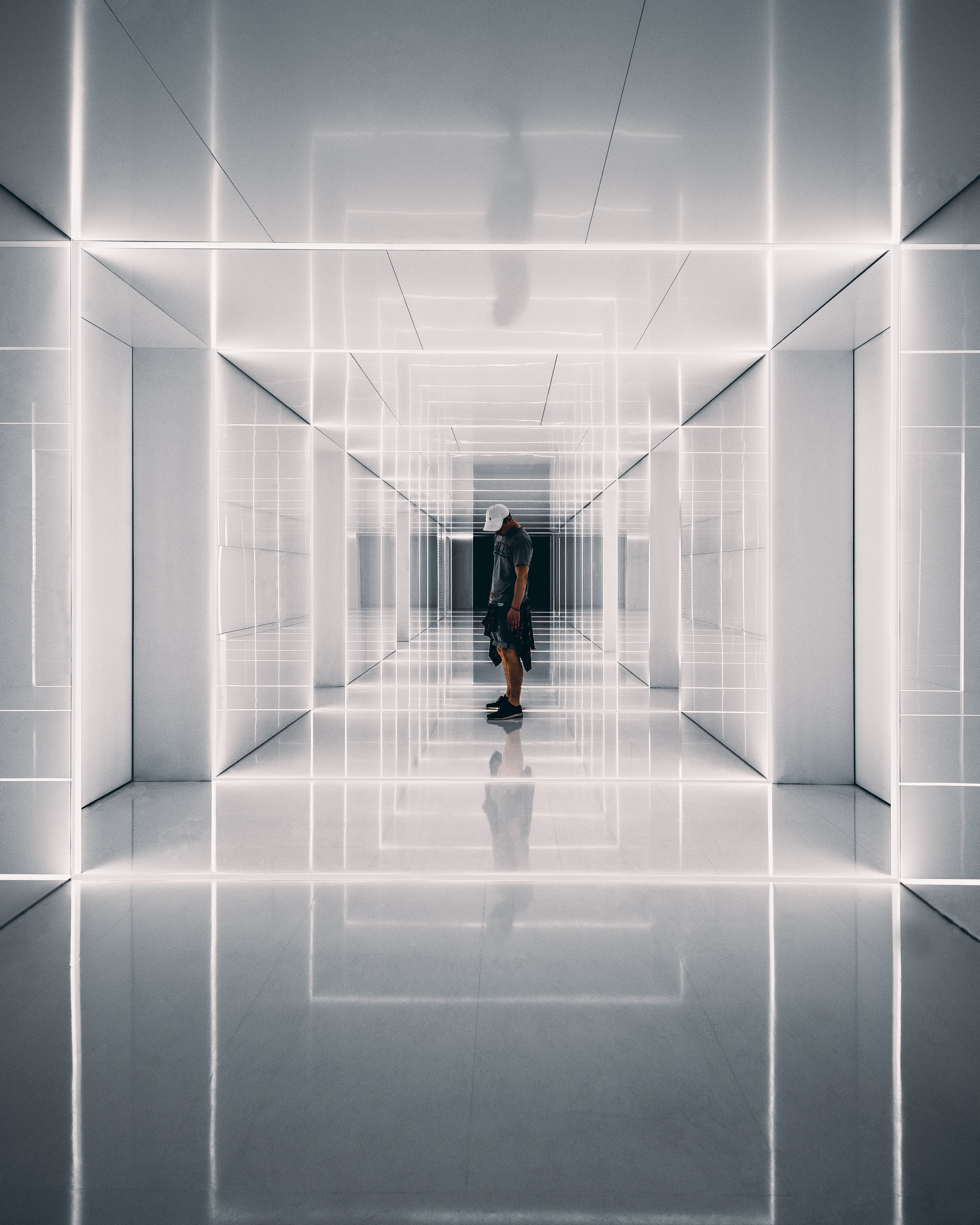 abstract, walking, cap, futuristic, 4K, travel, s, symmetry, adult, reflection, architecture, flooring, full length, white, entrance hall, built structure, Phone HD Wallpaper