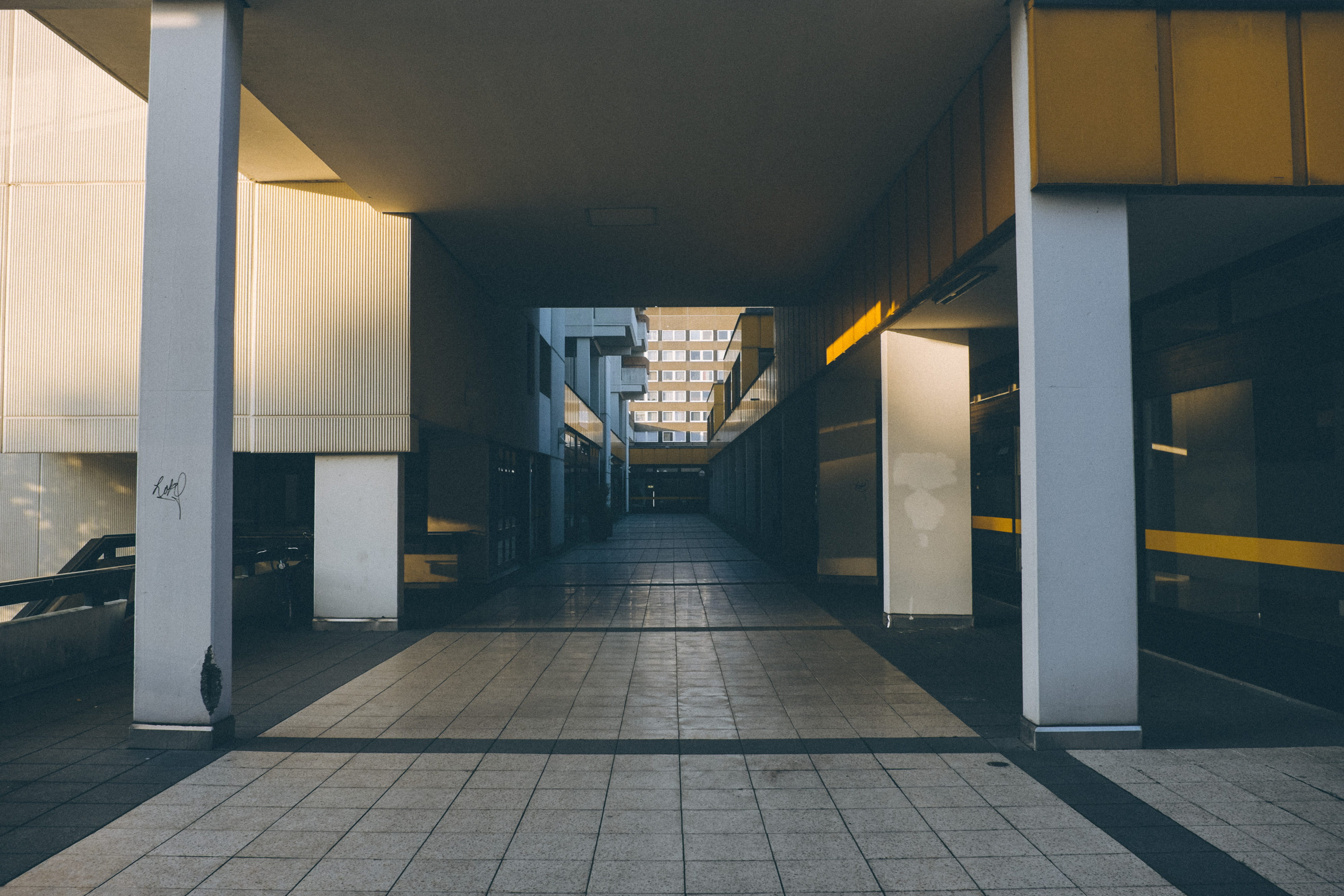 business, office, no people, new, urban, hall, wall, doorway, flooring, built structure, built, transportation, architecture, design, parking lot, entrance, HD Wallpaper