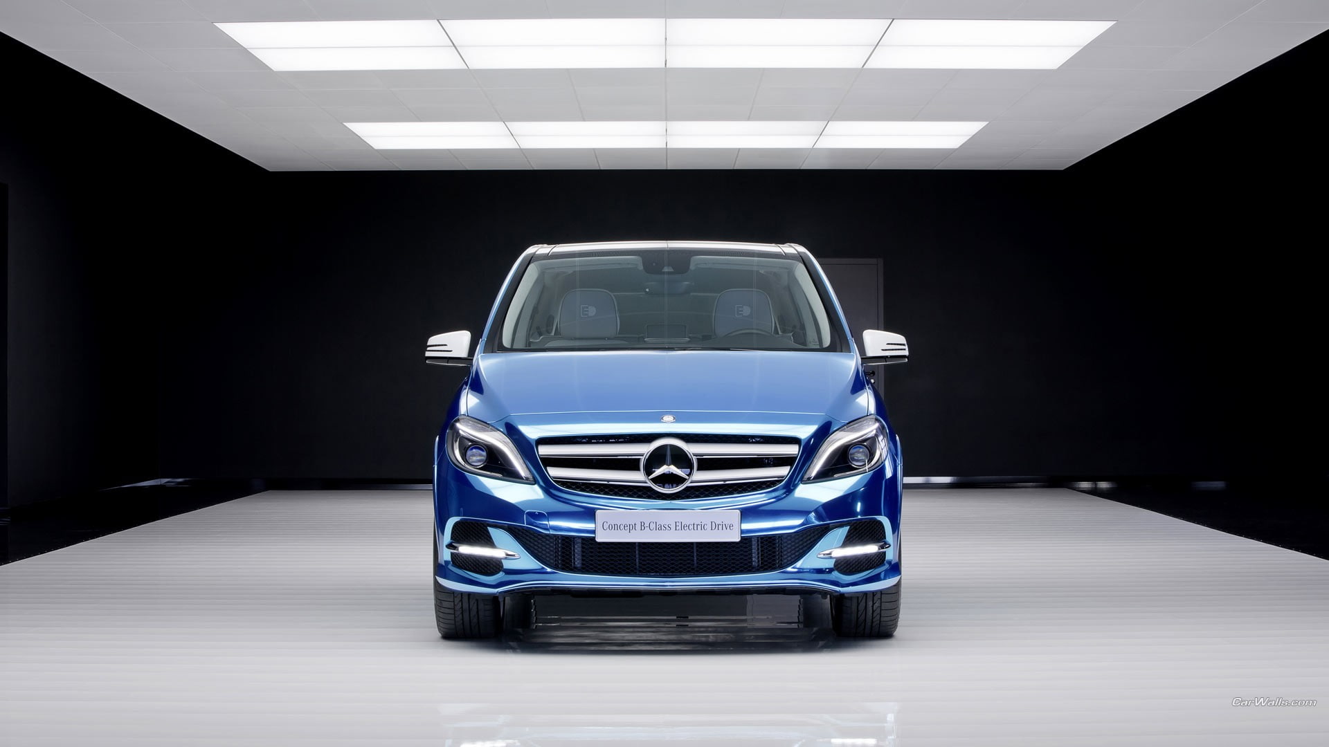 studio shot, 1080P, Mercedes B Class, indoors, land vehicle, reflection, black color, sign, technology, illuminated, blue, single object, transportation, HD Wallpaper