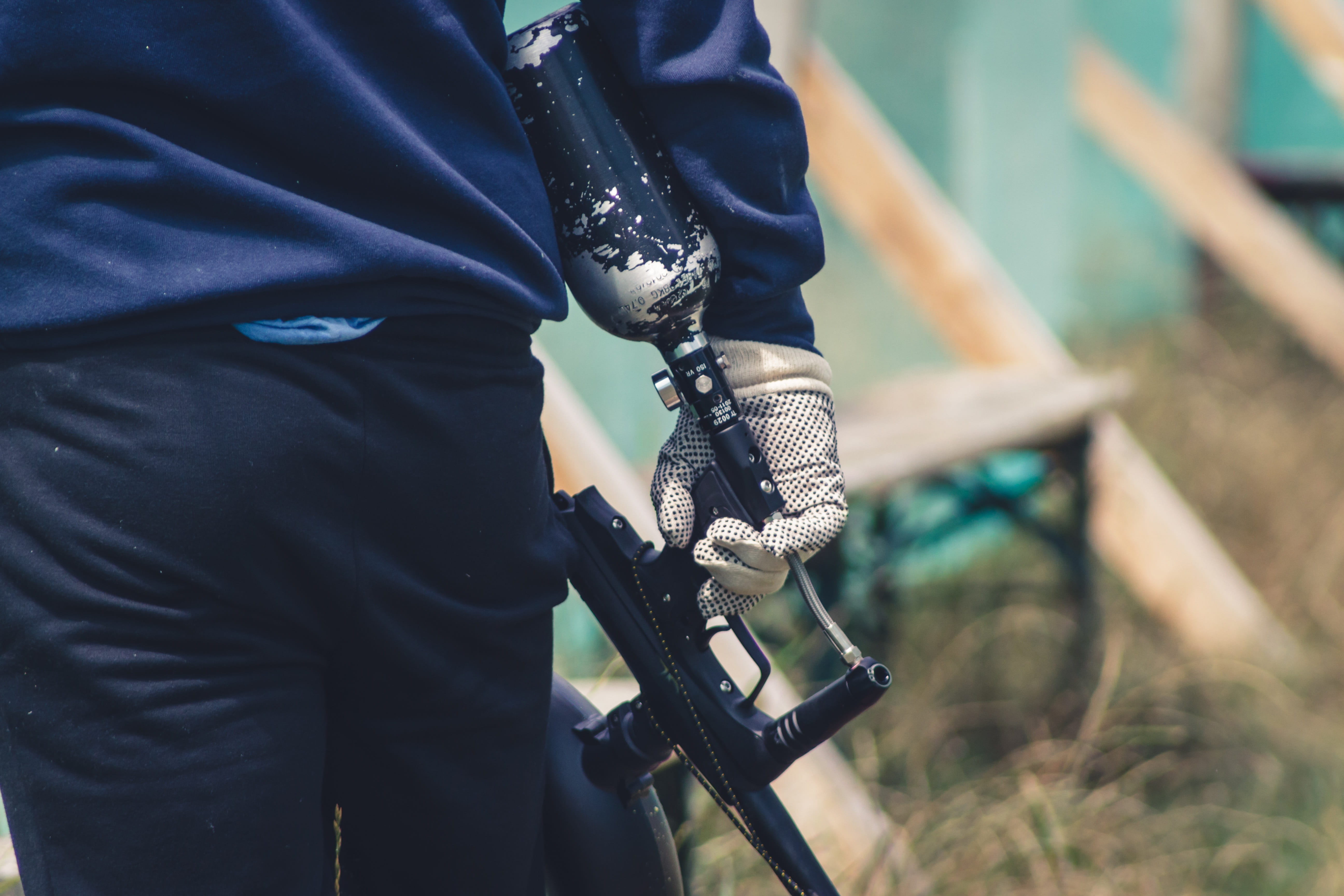 front view, midsection, play, break, paintball, one person, 5K, day, holding, sport, weapon, glove, marker, clothing, working, tool, real people, standing, HD Wallpaper